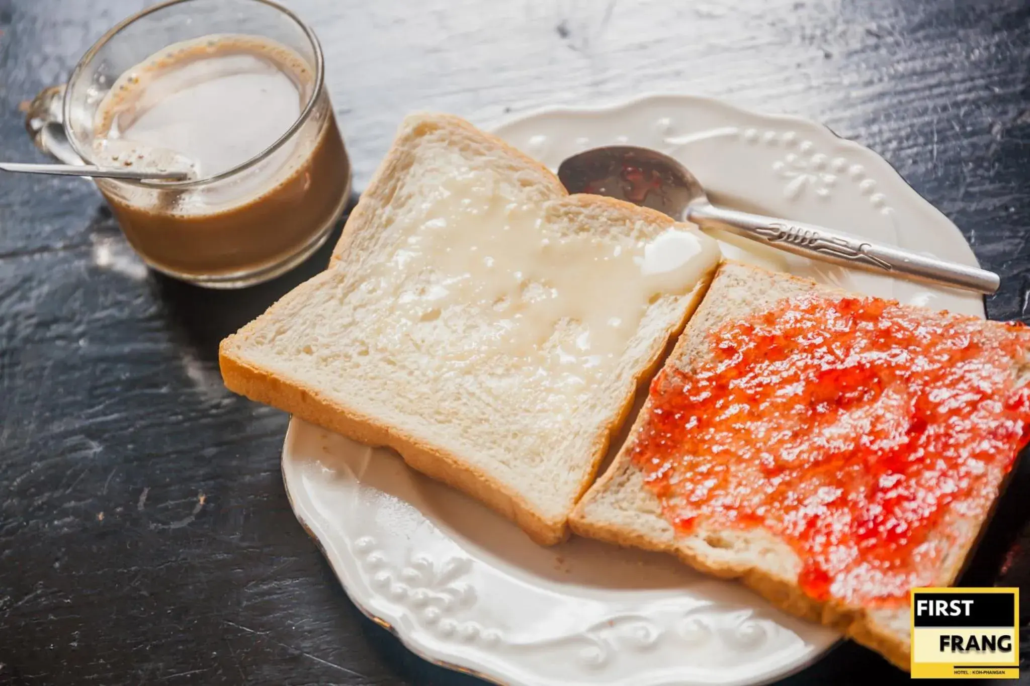 Food and drinks in First and Frang Hotel - Koh Phangan Food and drinks in First and Frang Hotel - Koh Phangan