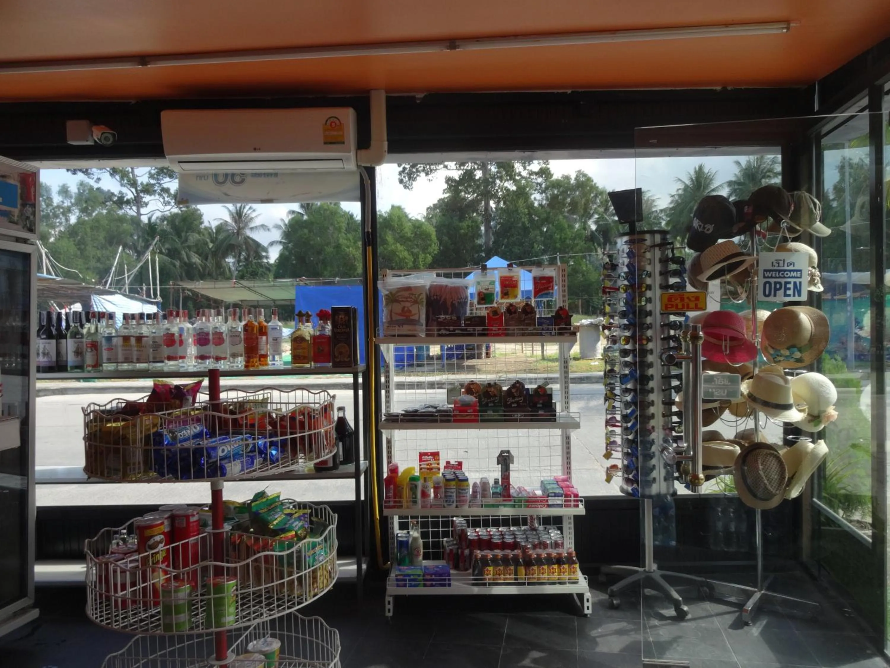 On-site shops in First and Frang Hotel - Koh Phangan