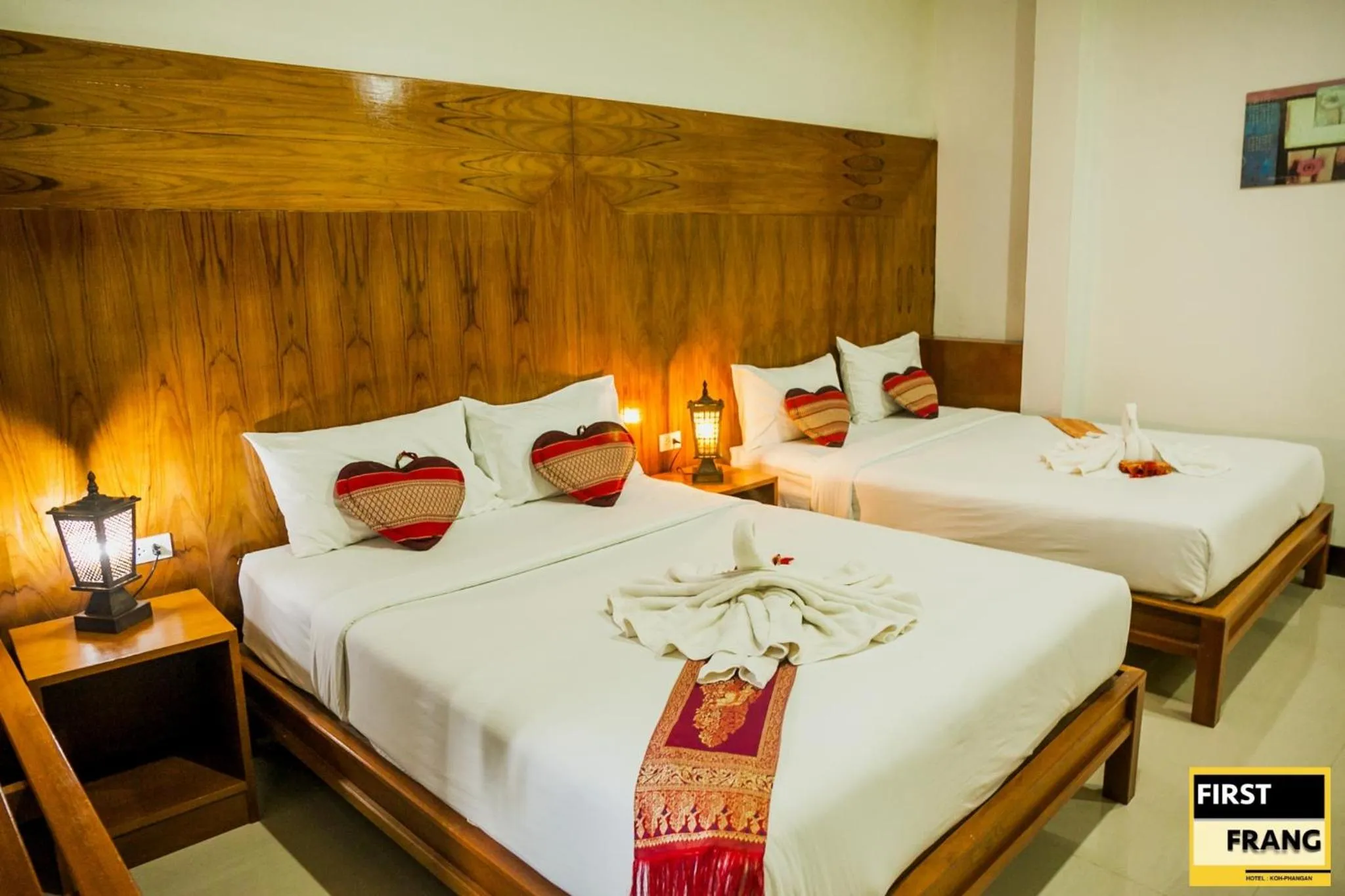 Bed in First and Frang Hotel - Koh Phangan