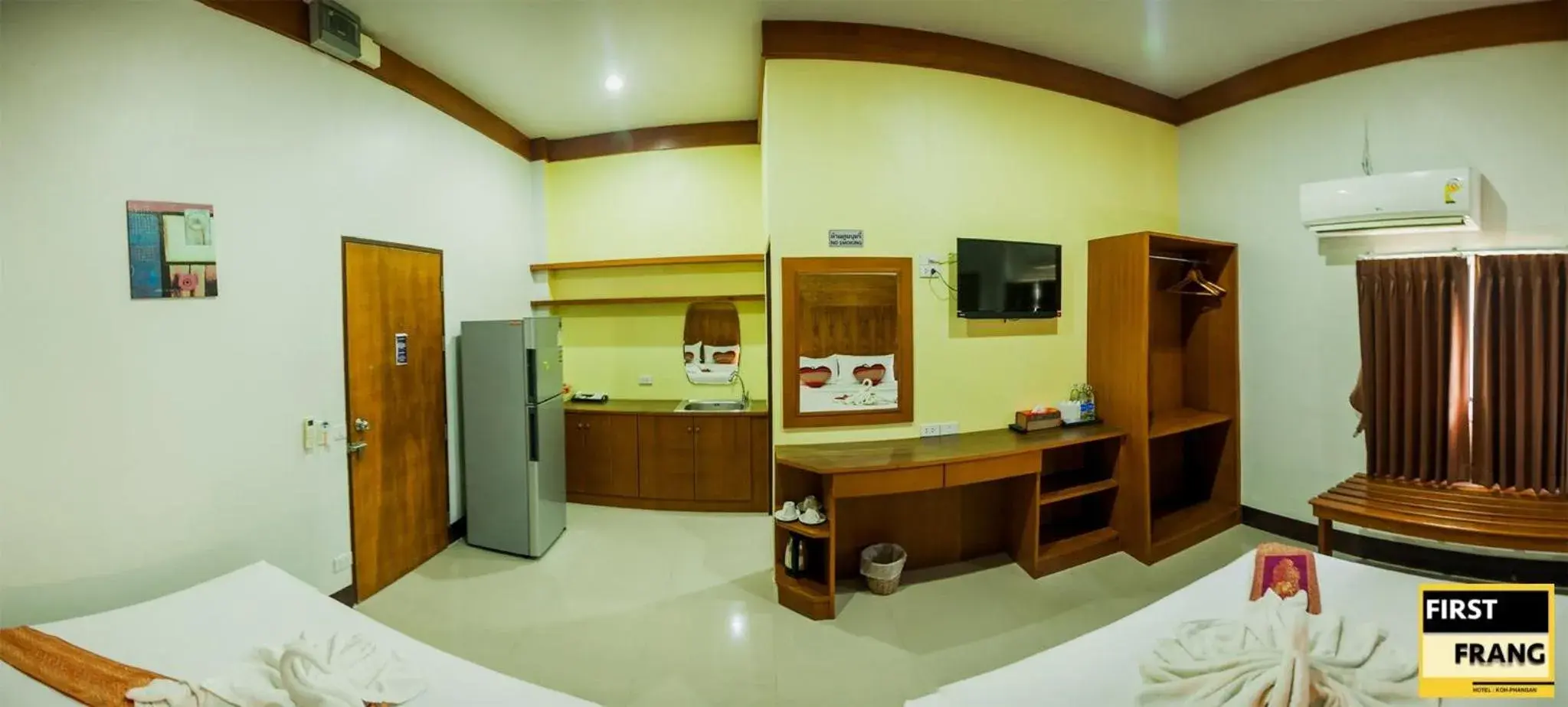 Bed in First and Frang Hotel - Koh Phangan Bed in First and Frang Hotel - Koh Phangan