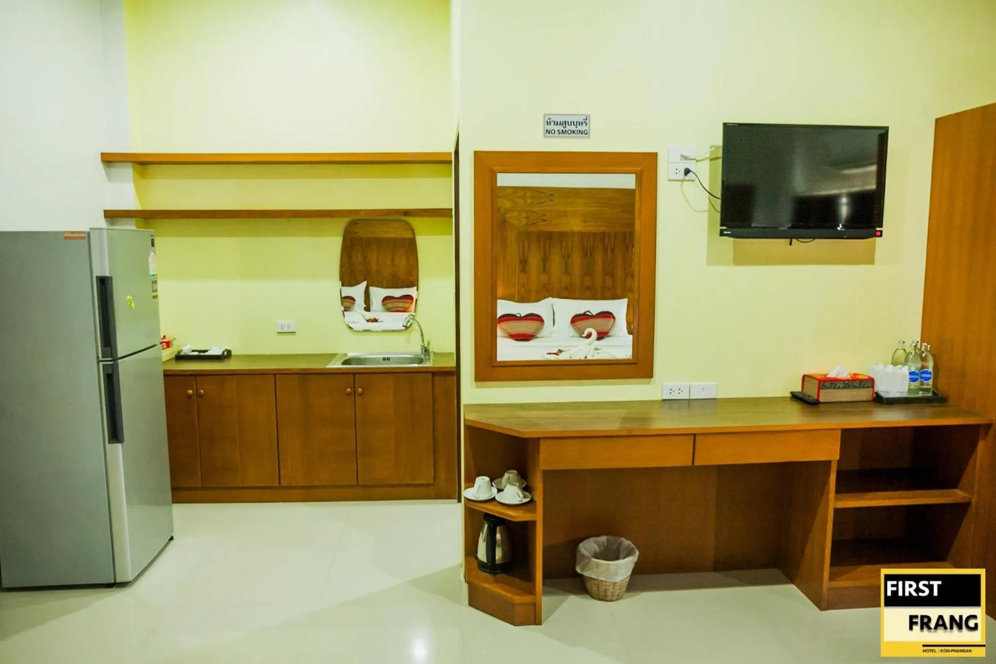 Kitchen or kitchenette in First and Frang Hotel - Koh Phangan