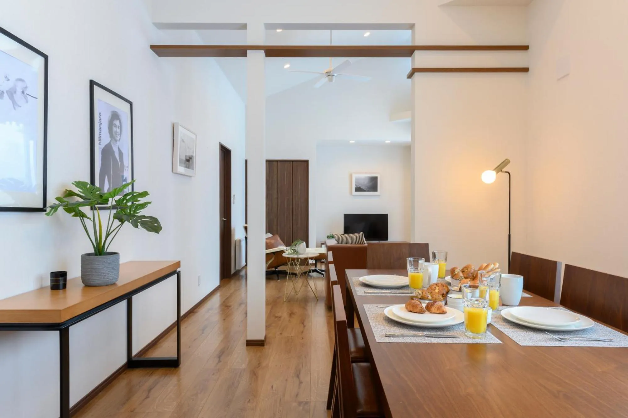 Living room in SnowDog Village