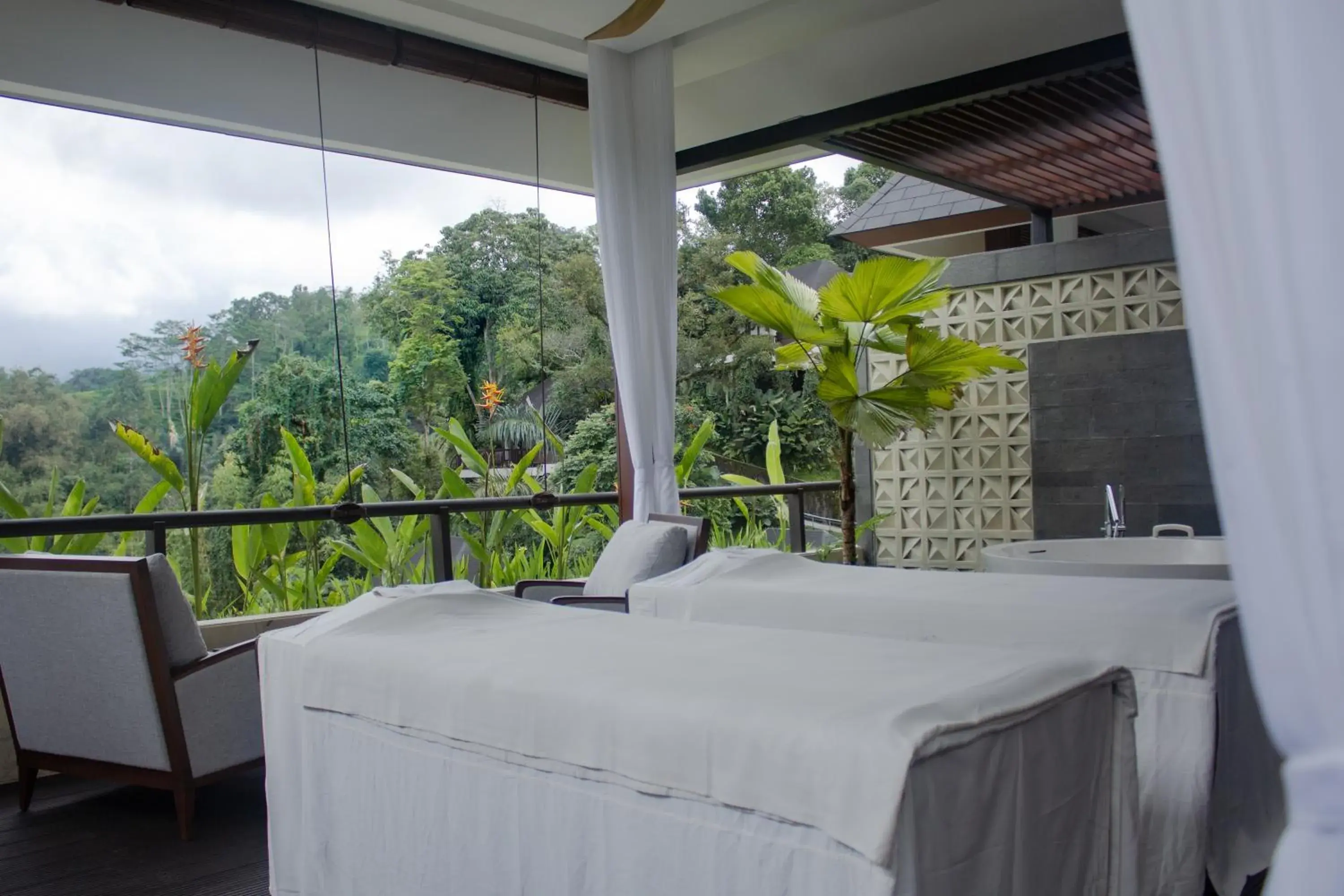 Spa and wellness centre/facilities, Bed in Homm Saranam Baturiti Spa and wellness centre/facilities, Bed in Homm Saranam Baturiti