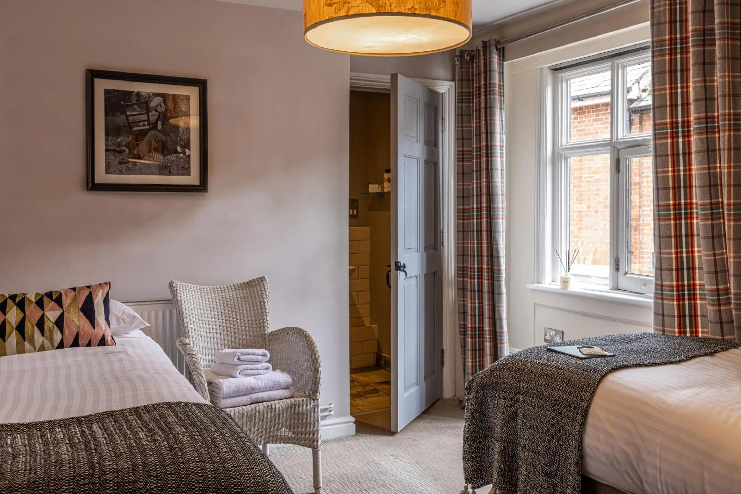 Bedroom, Bed in Crown & Horns Bedroom, Bed in Crown & Horns