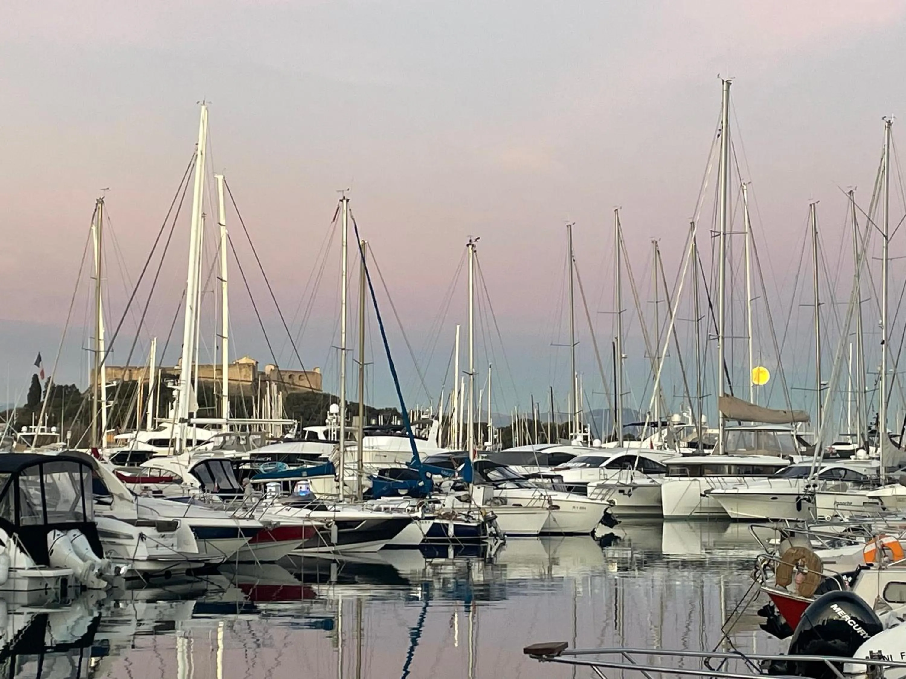 Nearby landmark in Au Pied des Baous