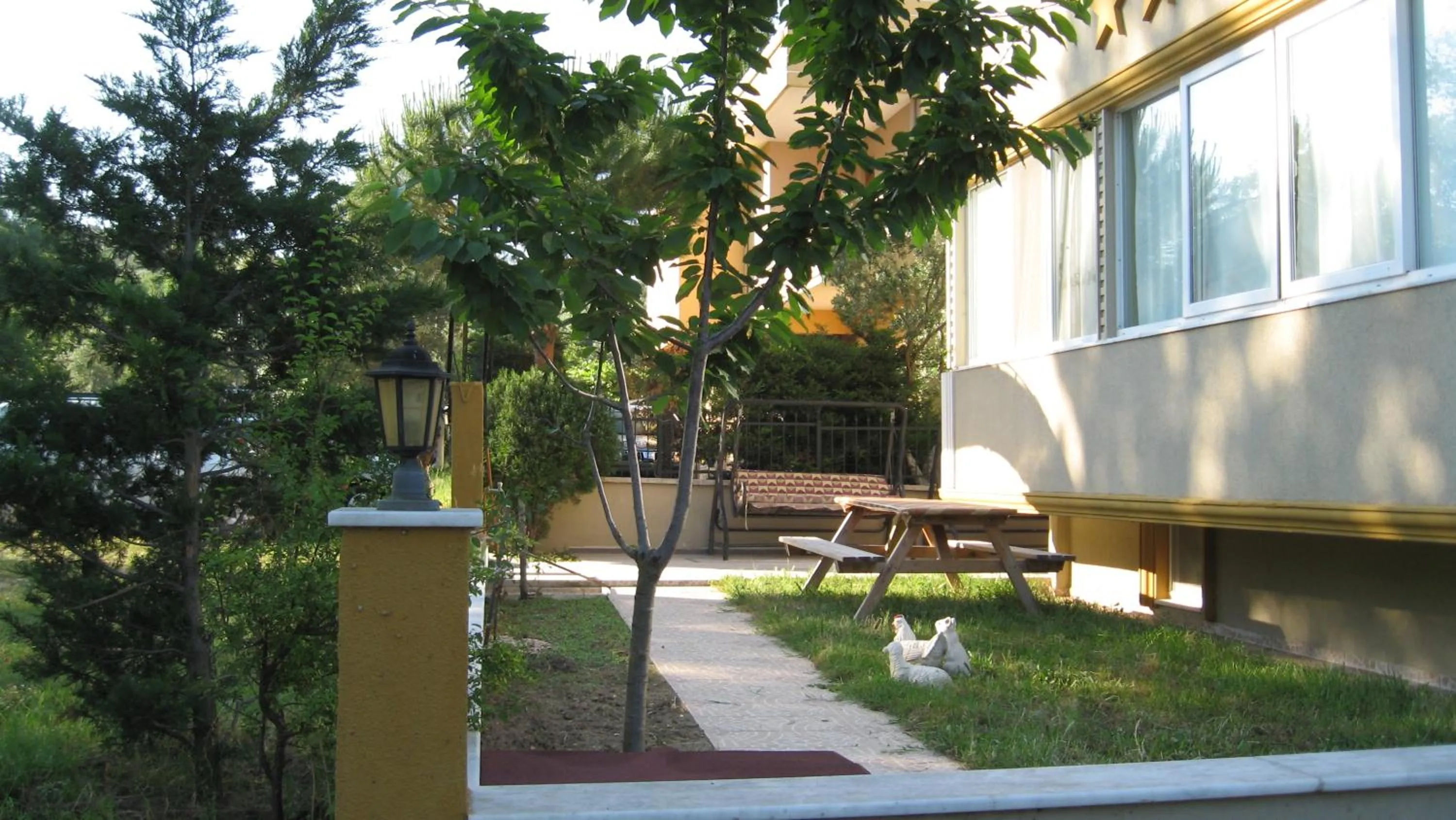 Property building in Sağlık Apart Pansiyon