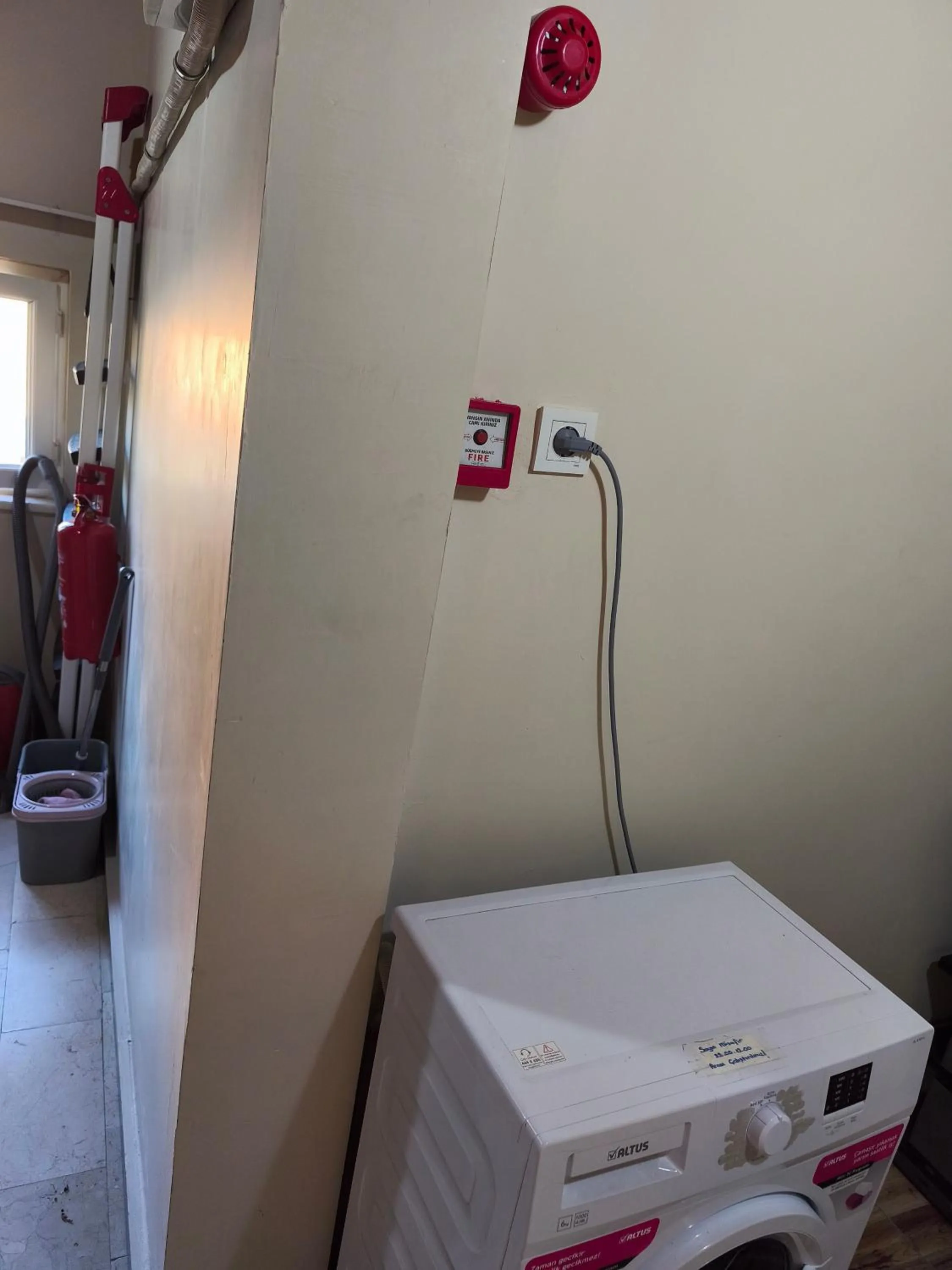 washing machine in Sağlık Apart Pansiyon