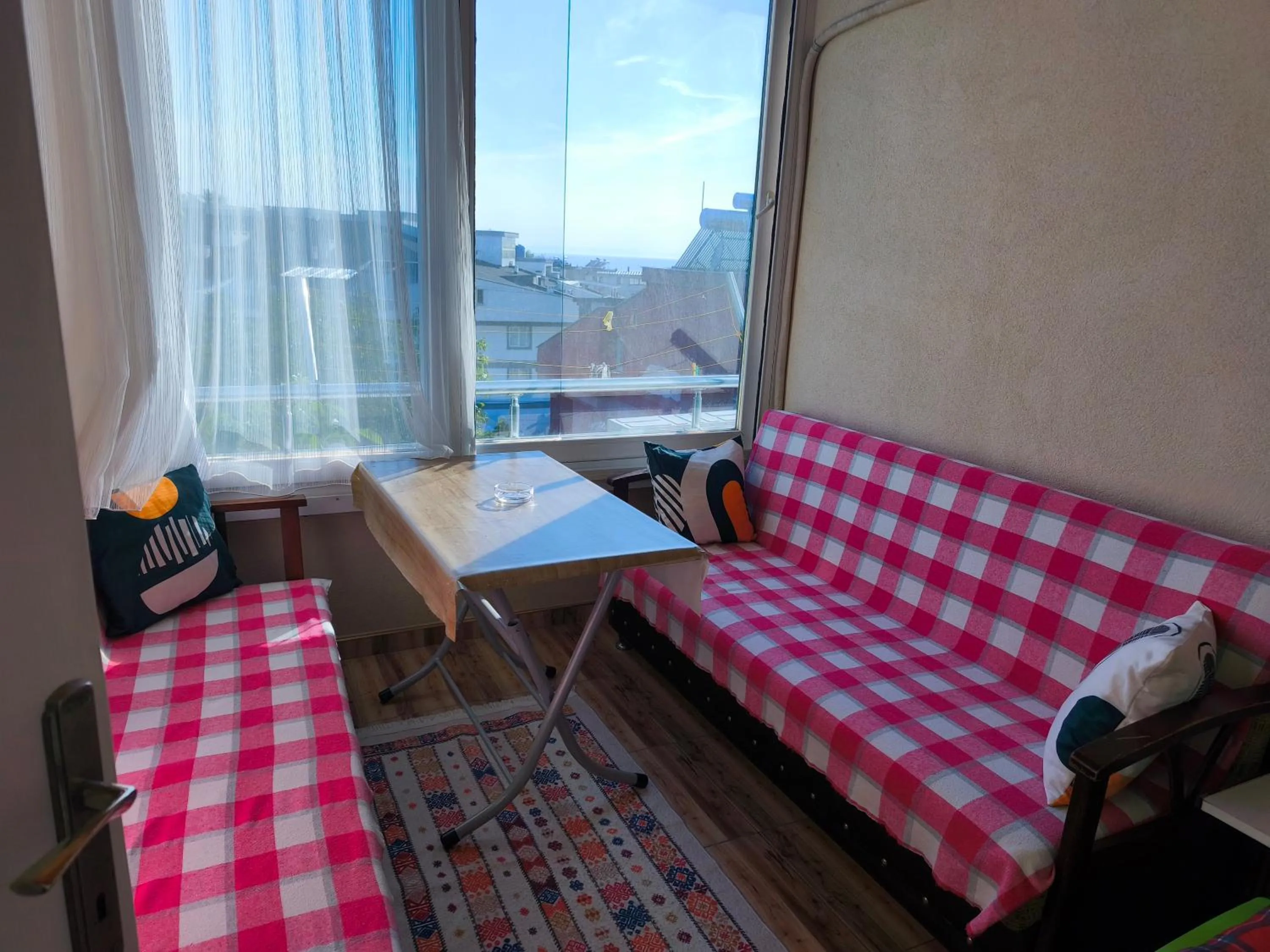 Living room in Sağlık Apart Pansiyon