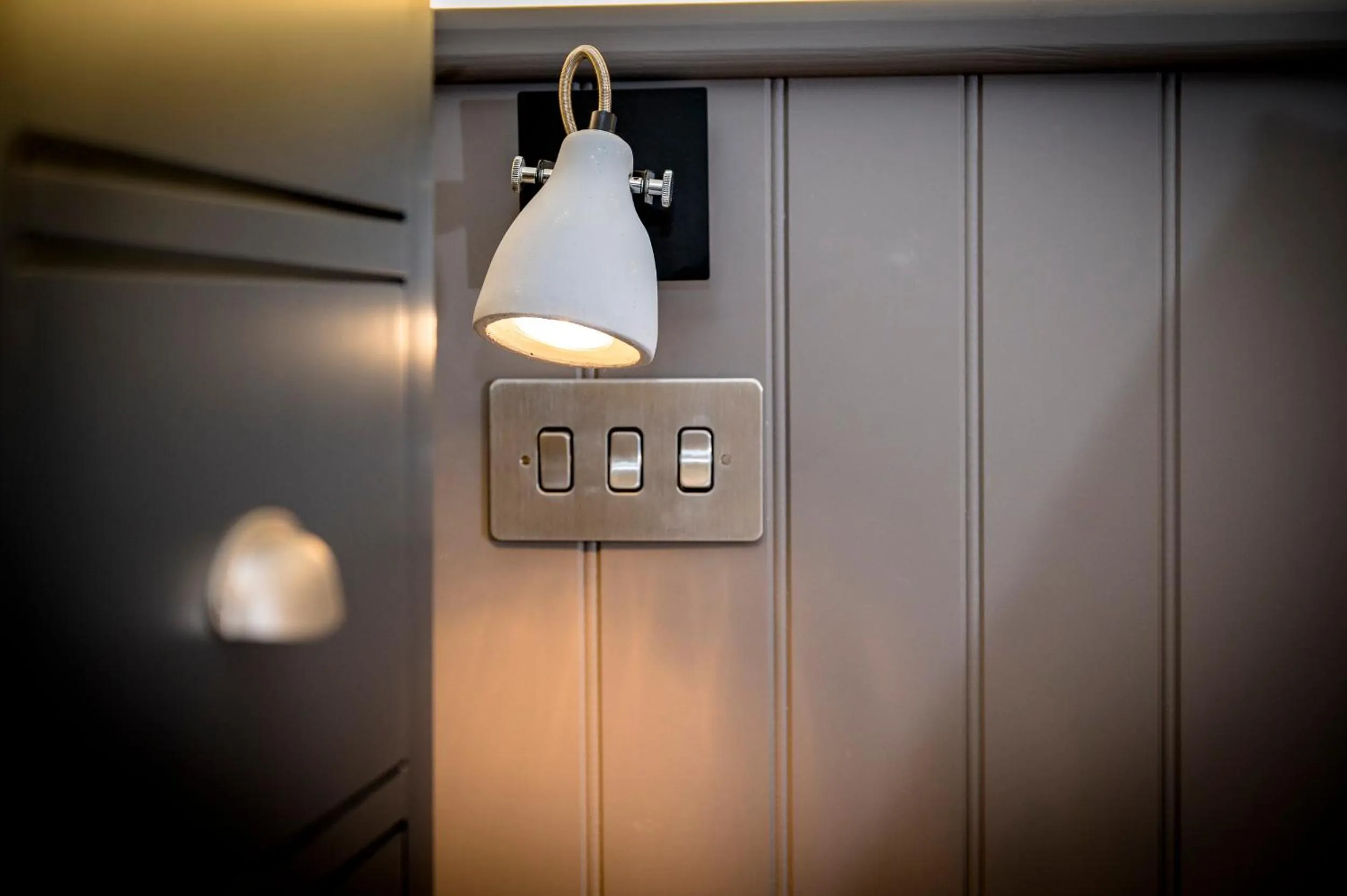 wardrobe in Loch Ness Inn