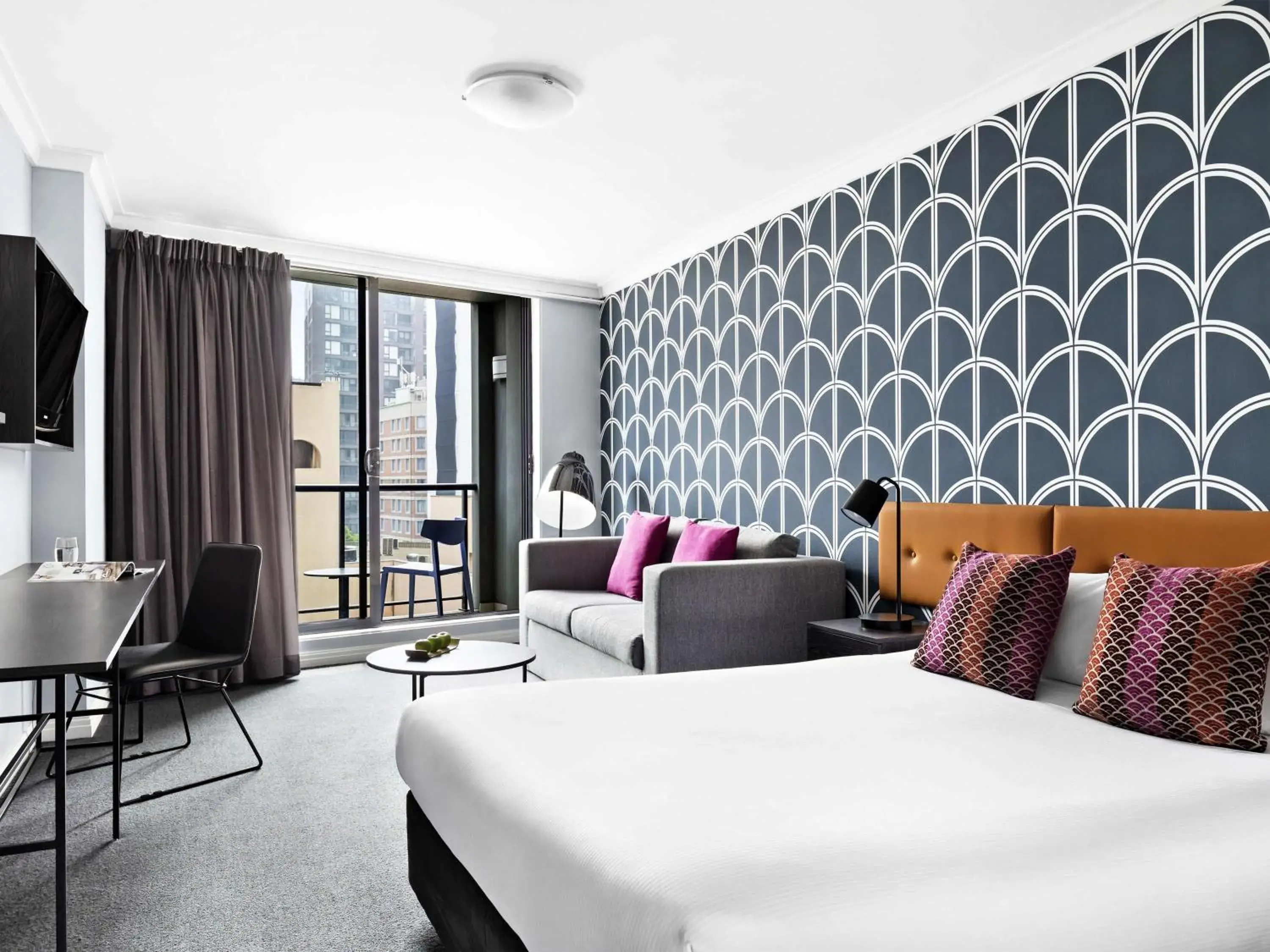 Bedroom, Bed in Mantra Sydney Central Bedroom, Bed in Mantra Sydney Central