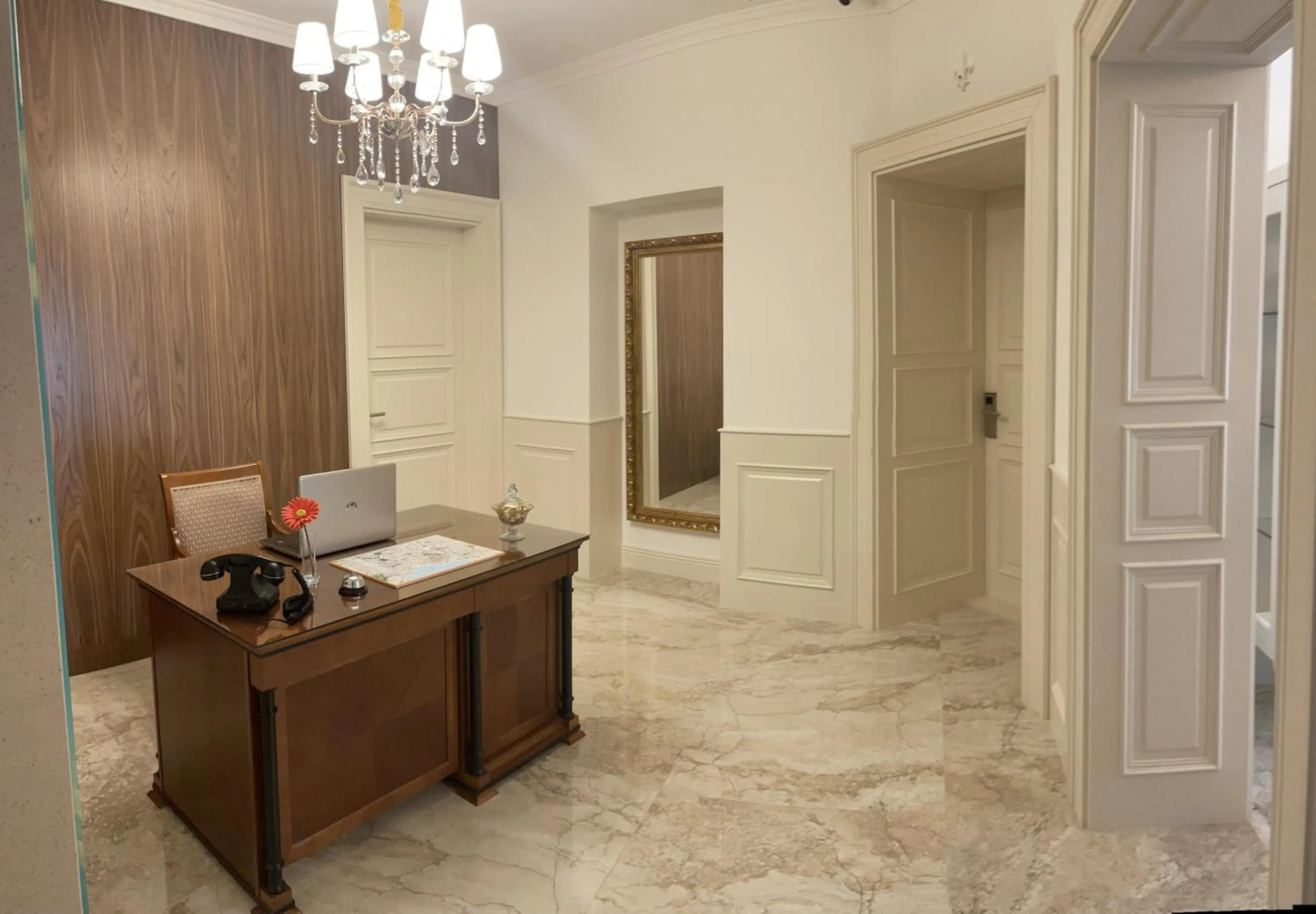 Lobby or reception in Priska Heritage Rooms