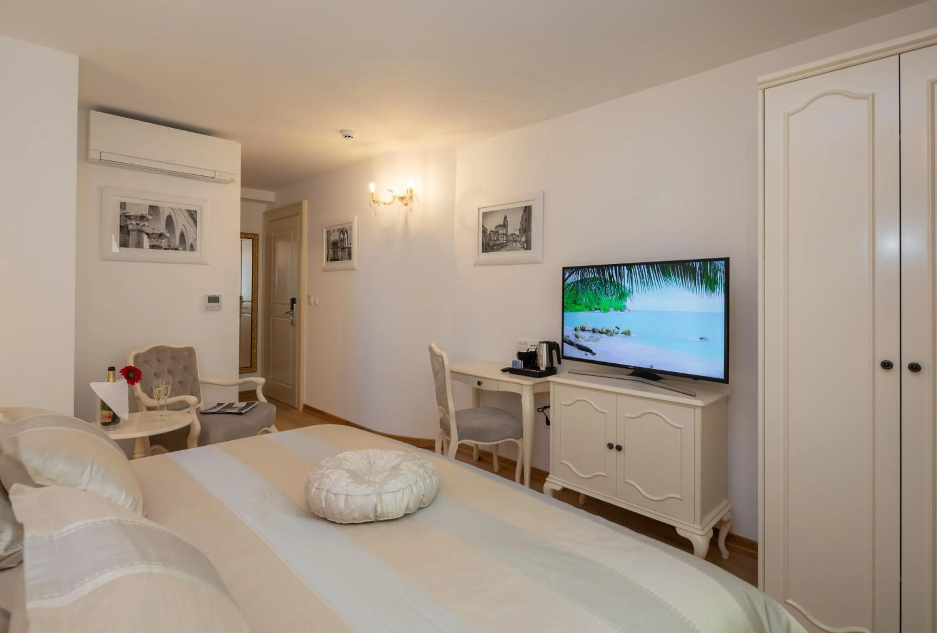 Bed in Priska Heritage Rooms