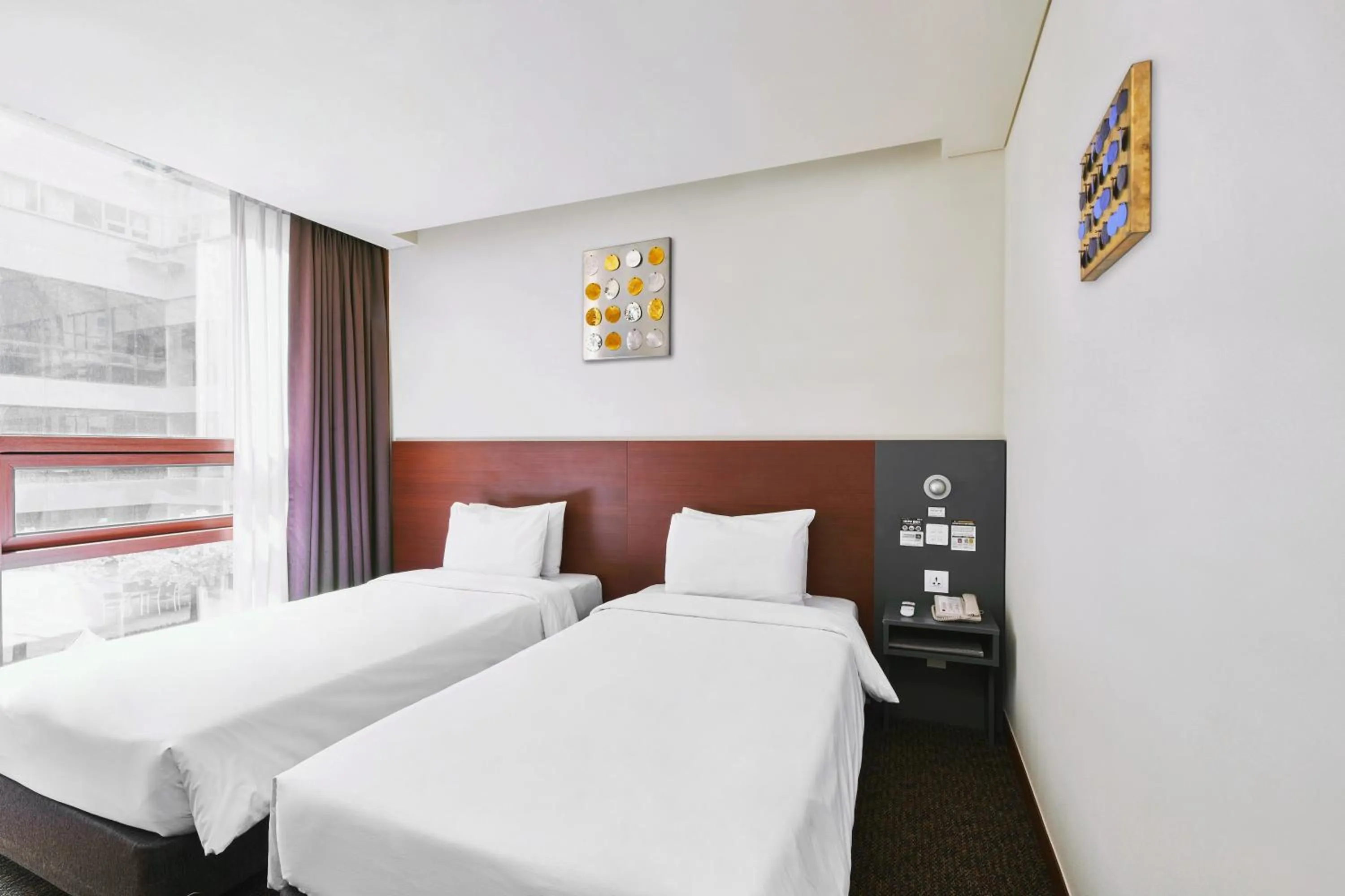 Photo of the whole room, Bed in Hotel Skypark Kingstown Dongdaemun