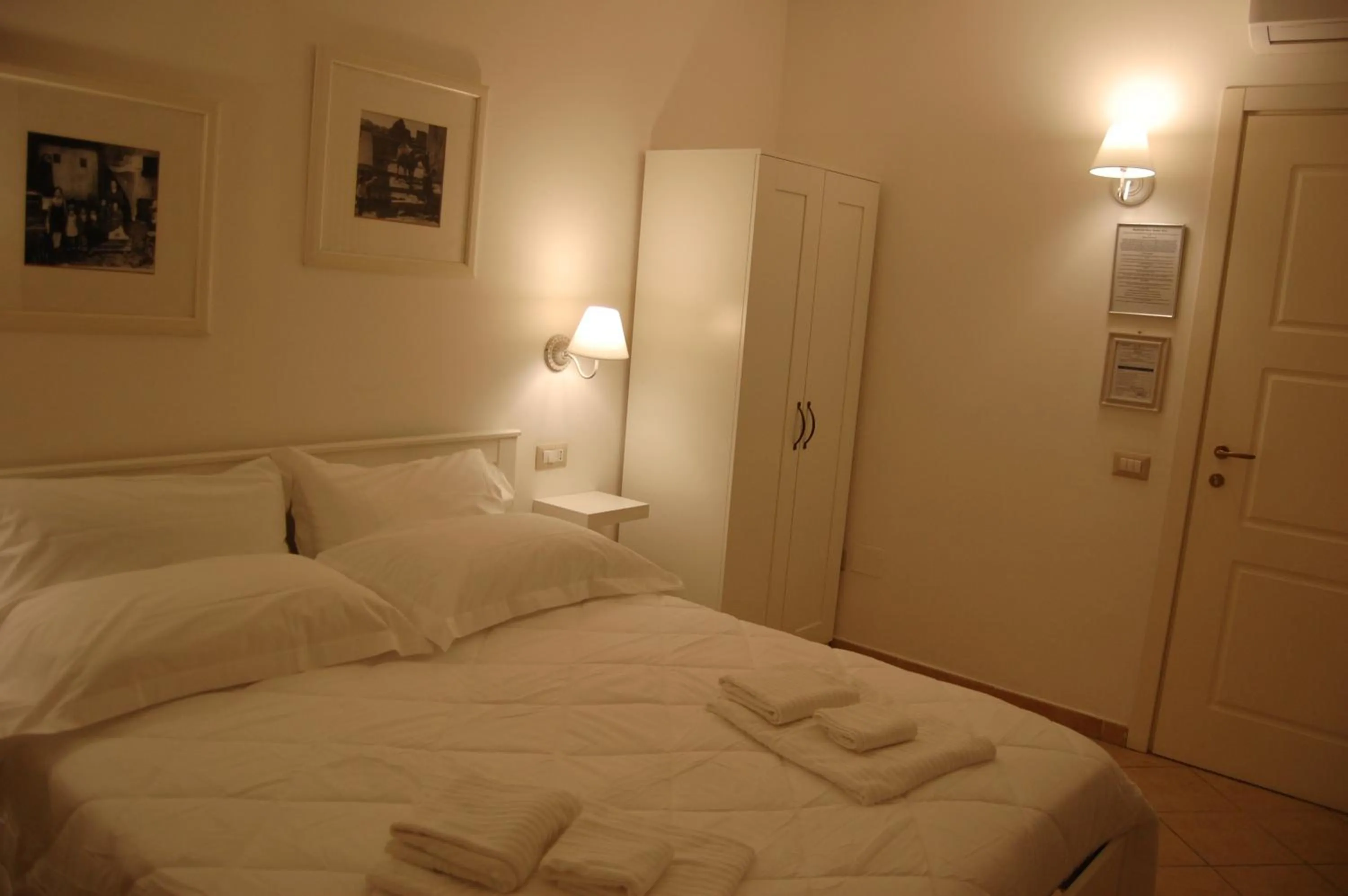 Bedroom, Bed in Antica Mateola