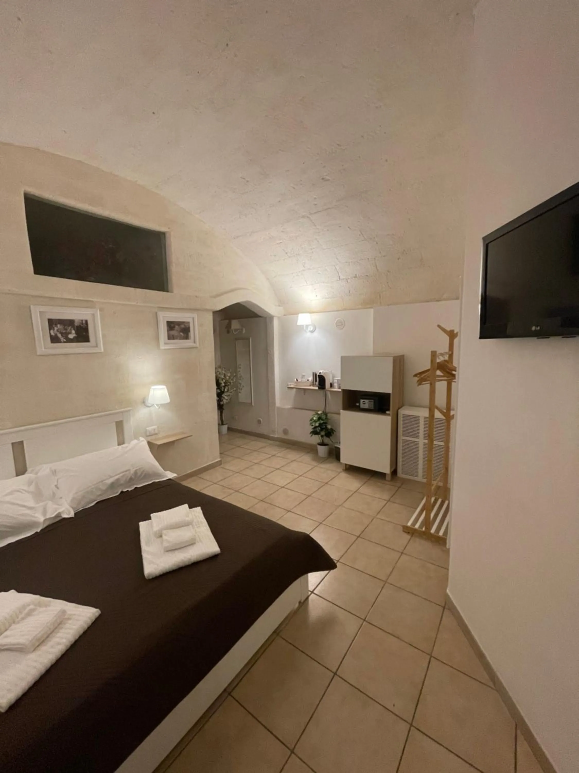 TV and multimedia, Bed in Antica Mateola