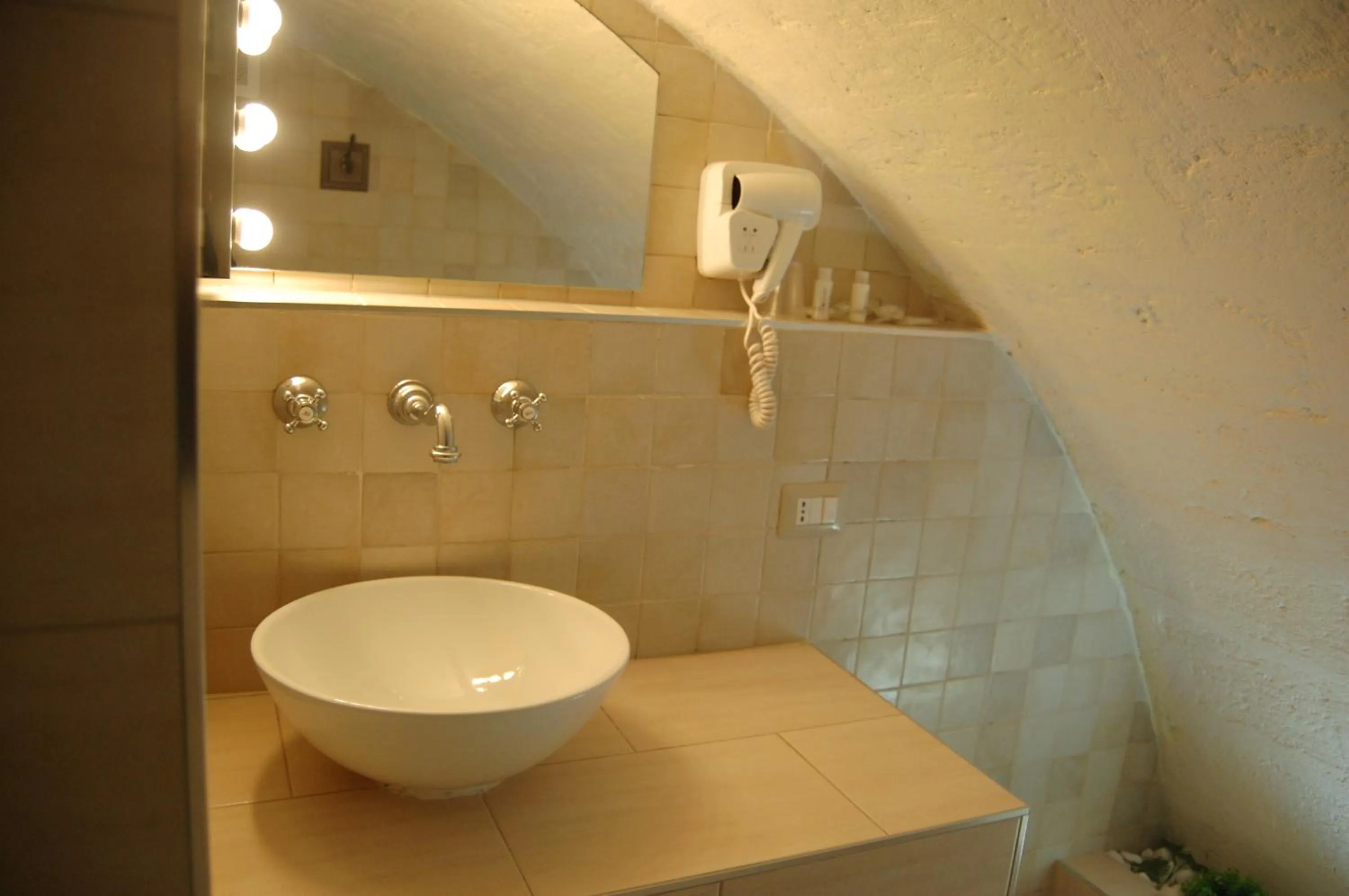 Bathroom in Antica Mateola