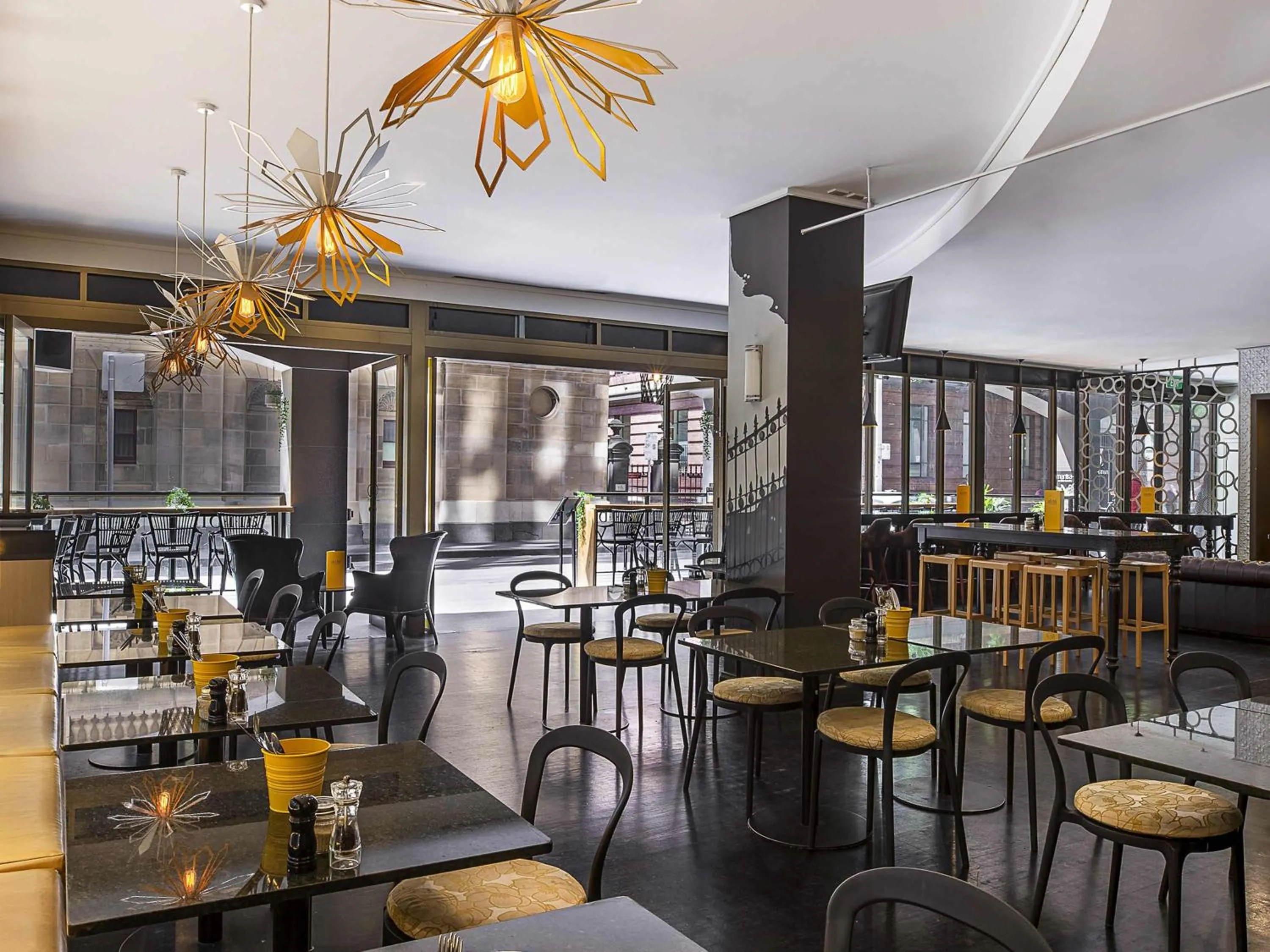 Property building in Mantra on Little Bourke Melbourne