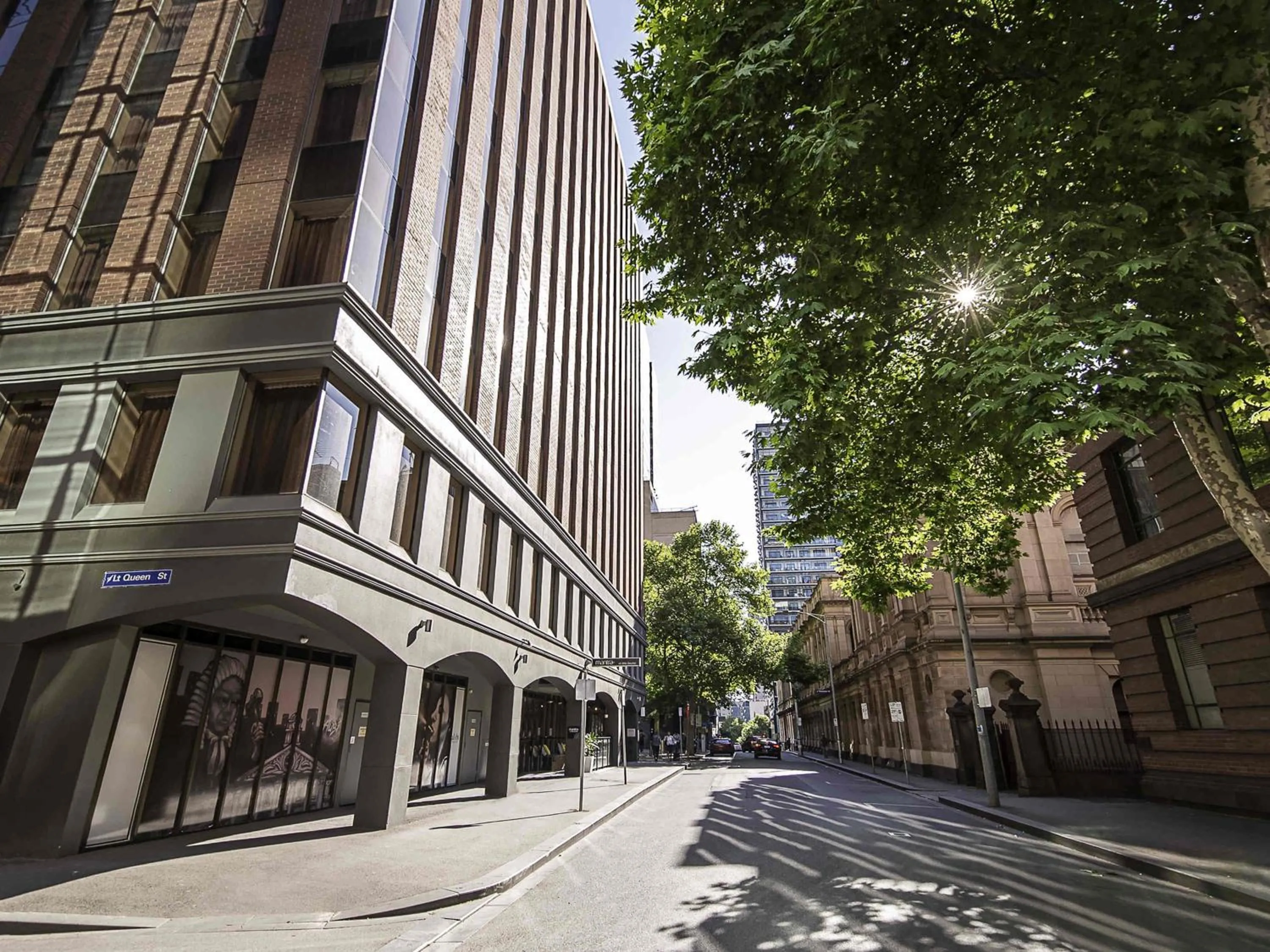 Property building in Mantra on Little Bourke Melbourne