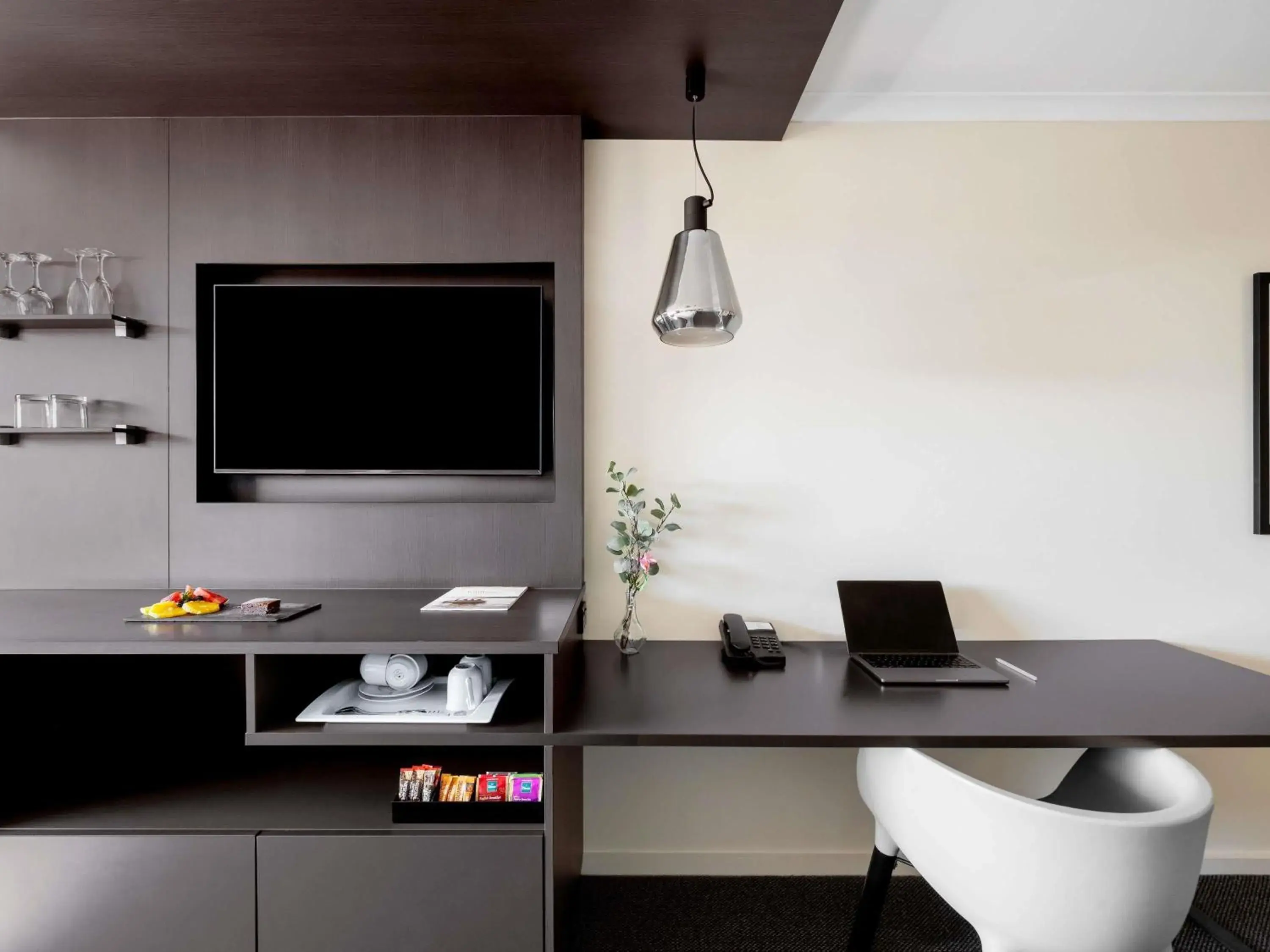 Property building in Mantra on Northbourne Property building in Mantra on Northbourne