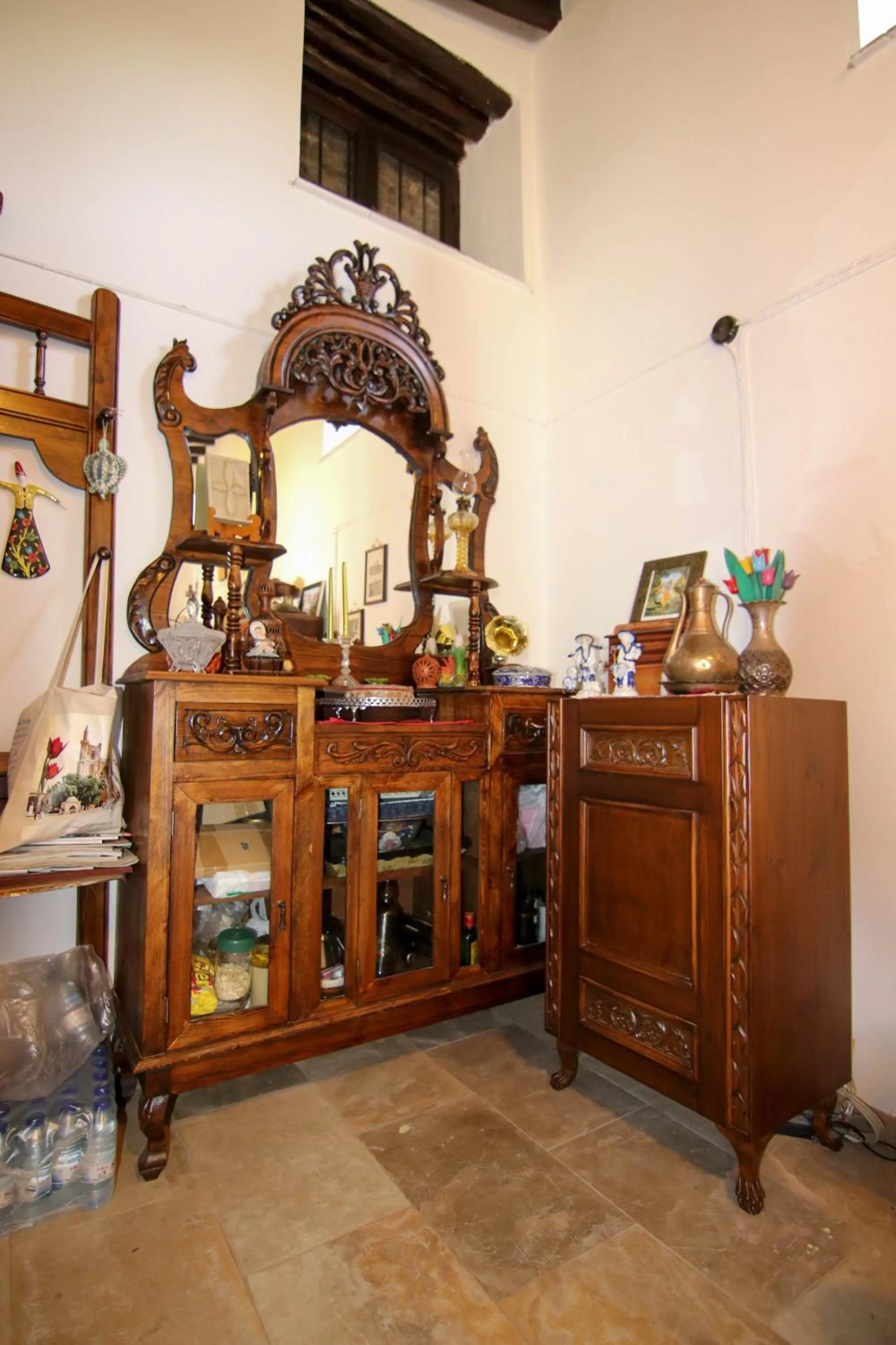 Communal kitchen in Gul Hanim House Boutique Hotel