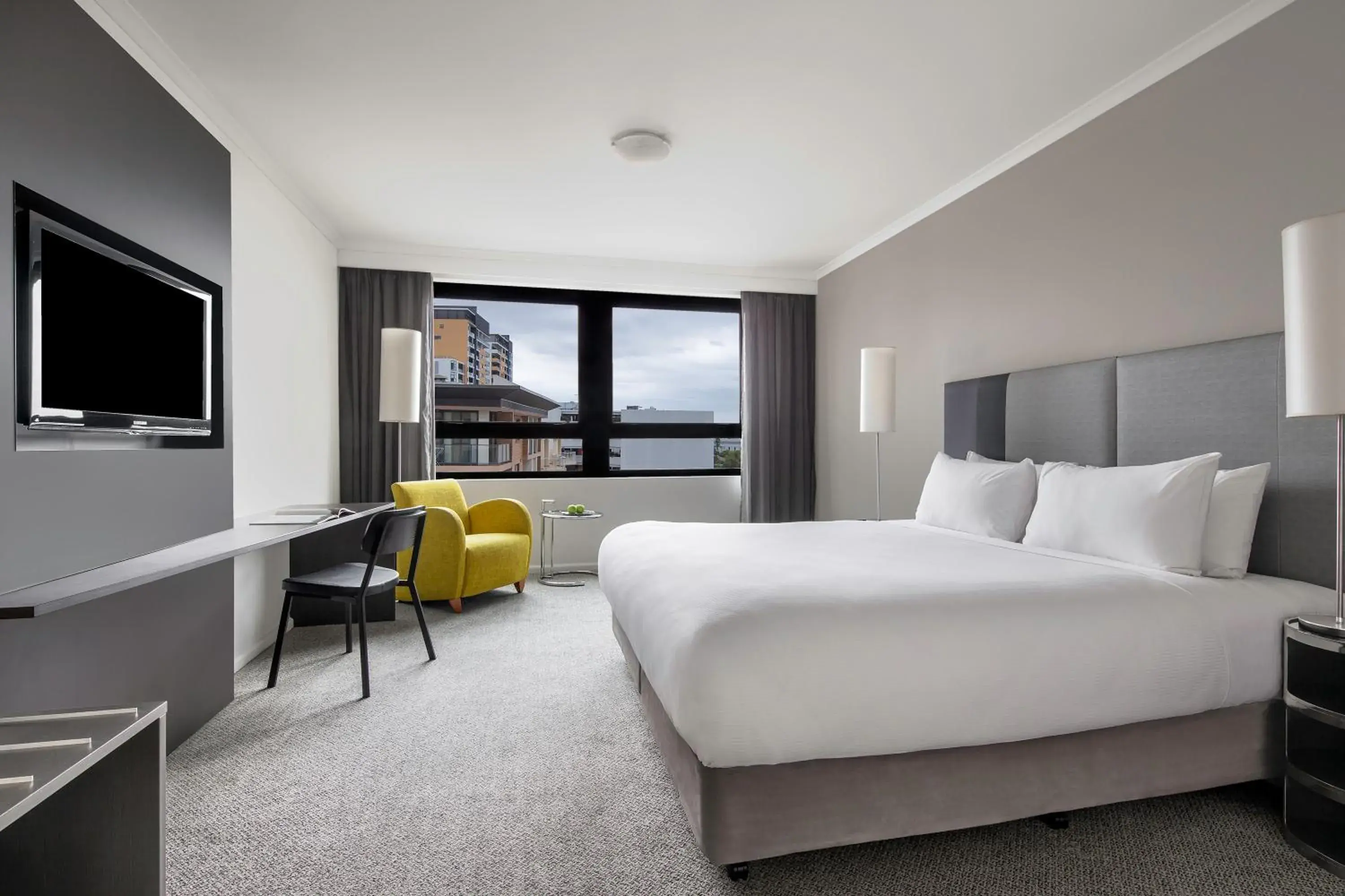 Bedroom, Bed in Mantra Parramatta Bedroom, Bed in Mantra Parramatta