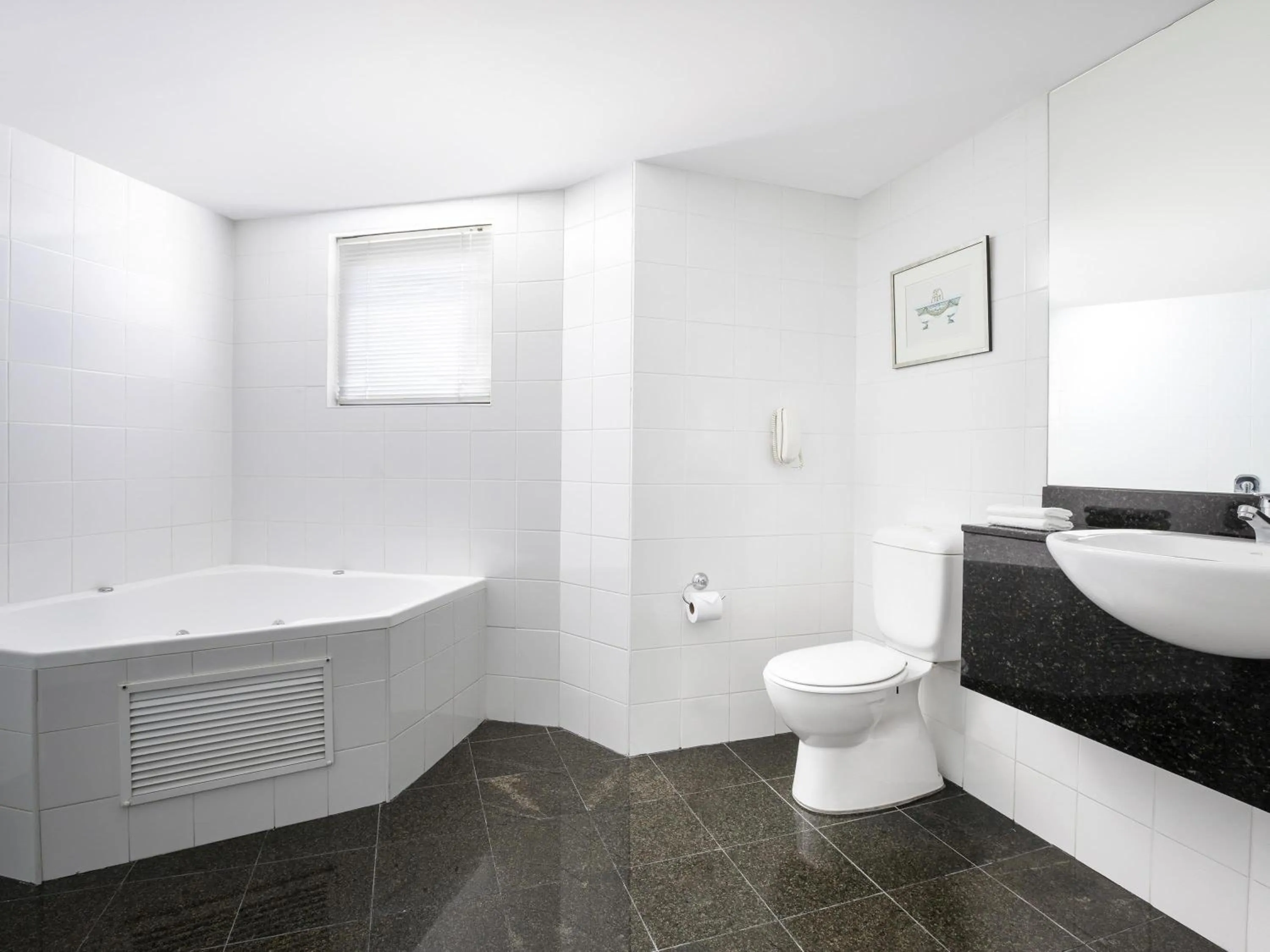 Bedroom in Mantra Parramatta