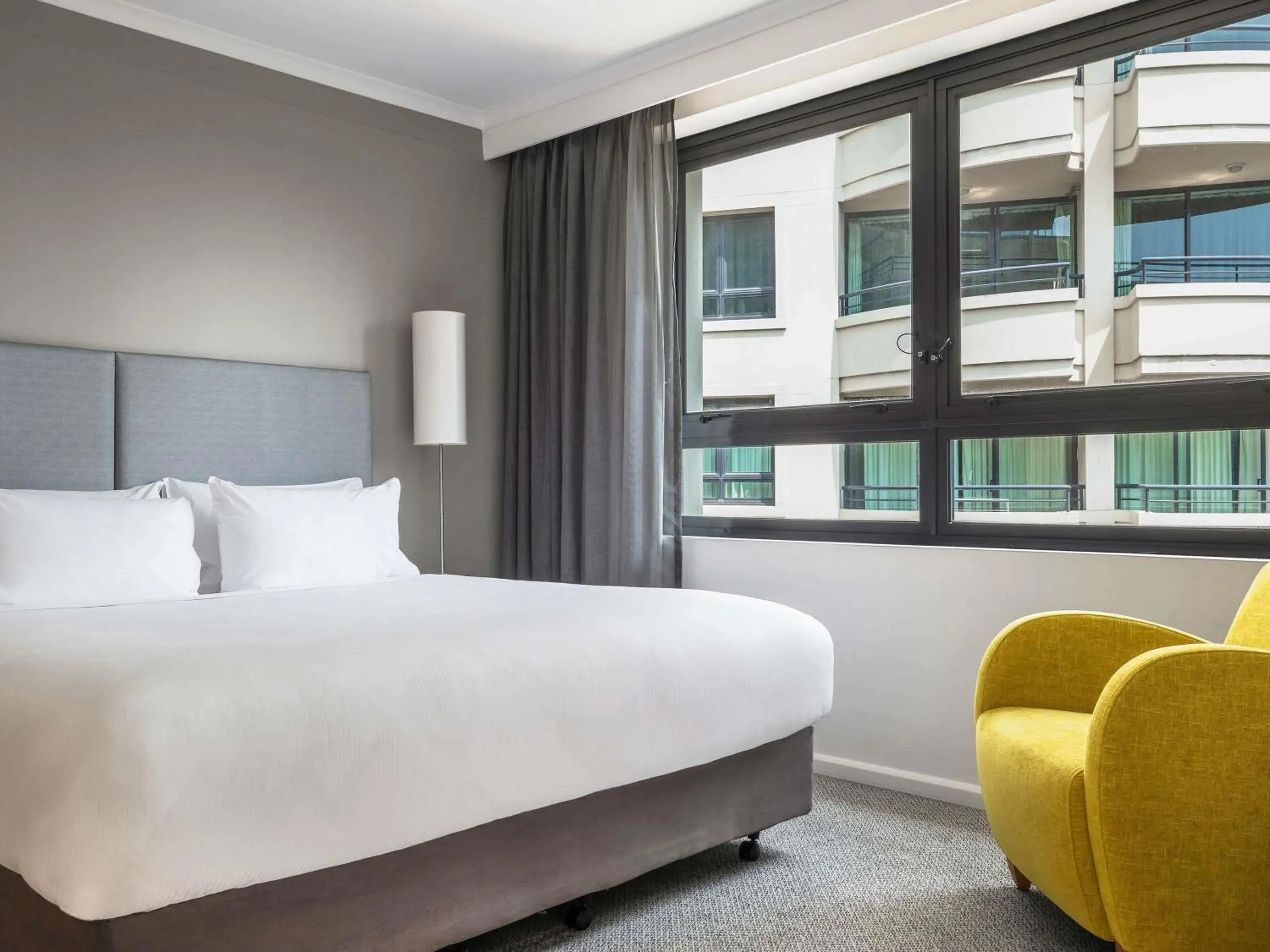 Bedroom, Bed in Mantra Parramatta Bedroom, Bed in Mantra Parramatta