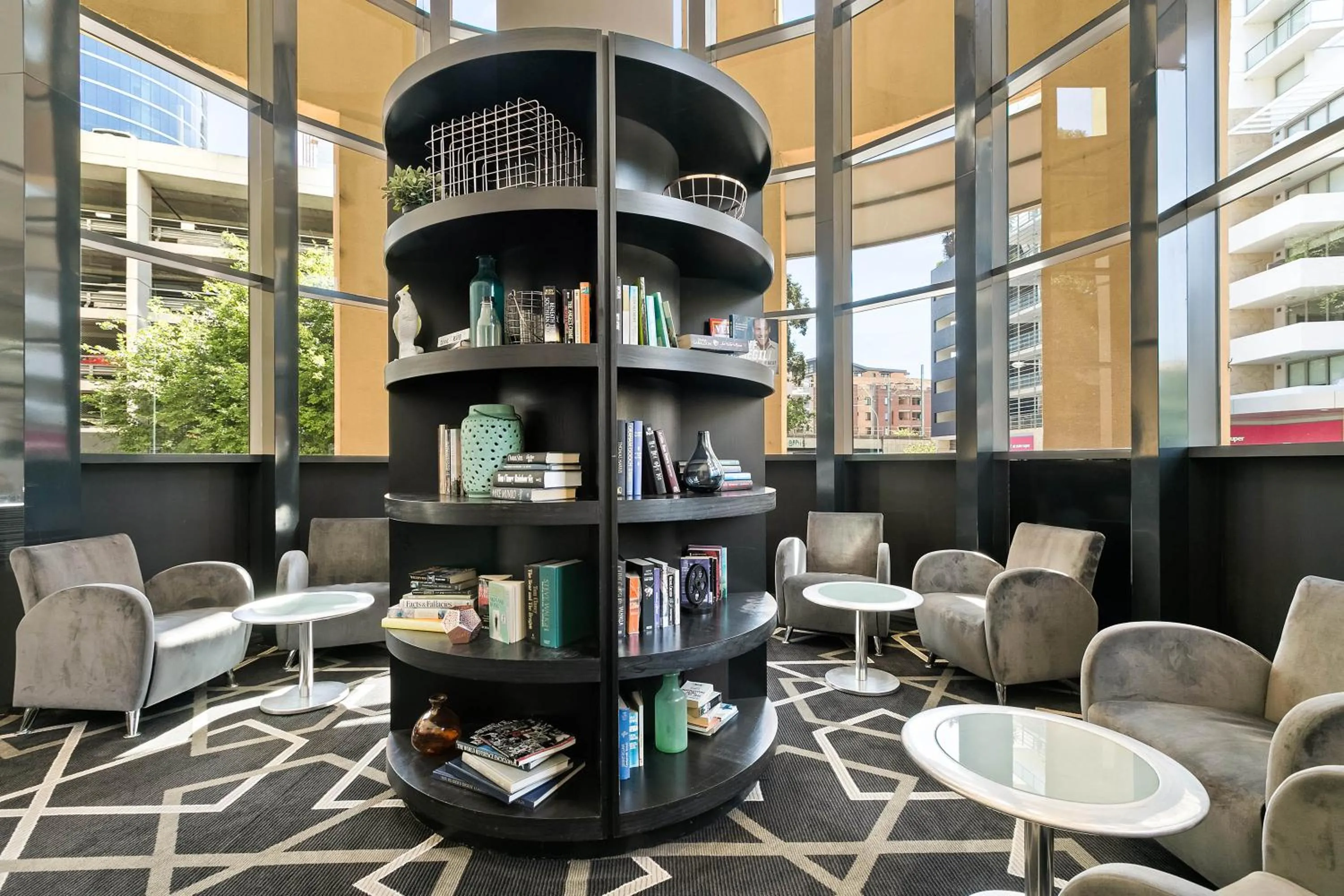 Lobby or reception in Mantra Parramatta