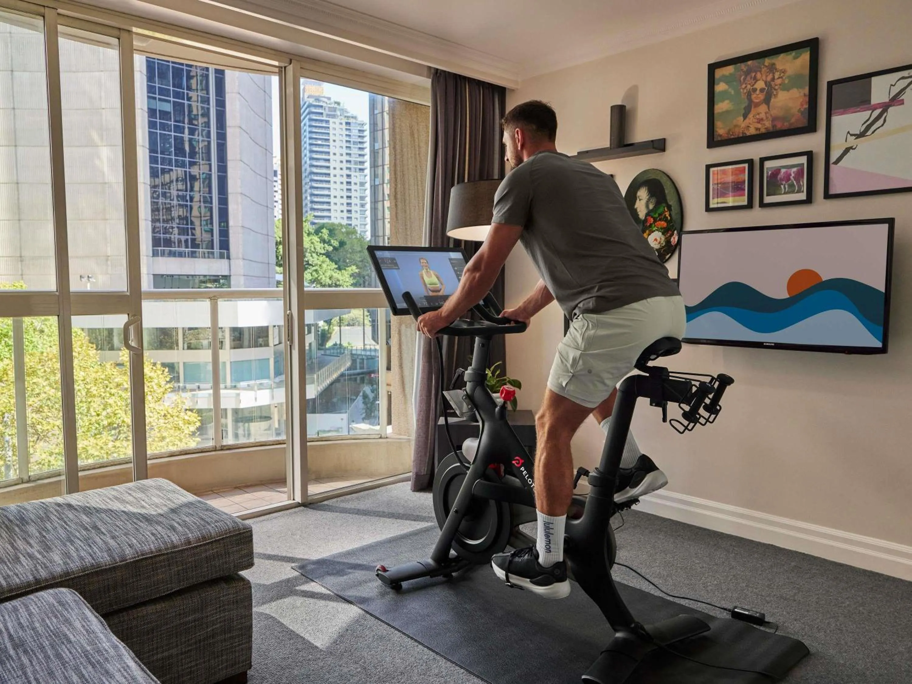 Bedroom in Mantra 2 Bond Street