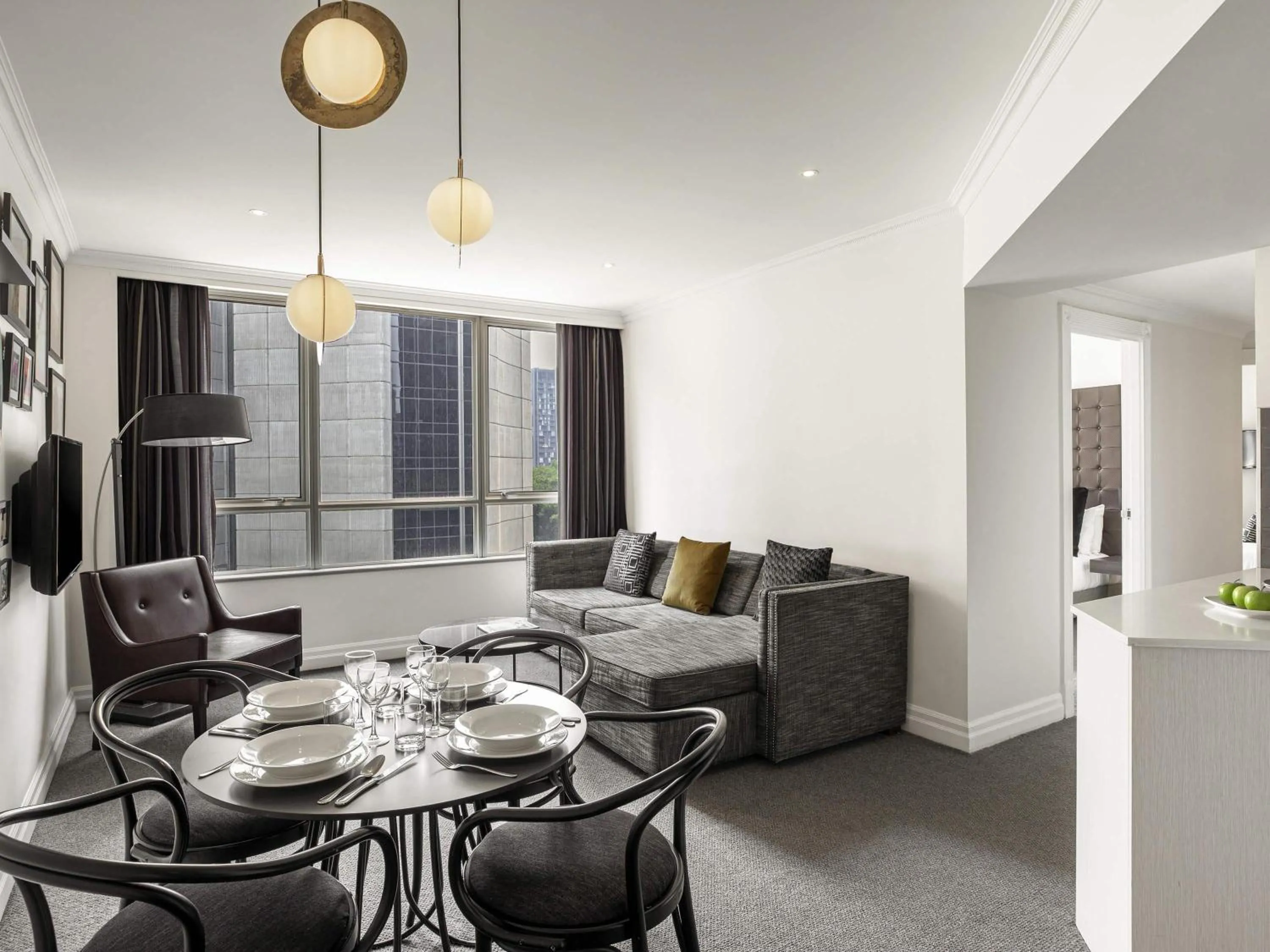 Bedroom in Mantra 2 Bond Street