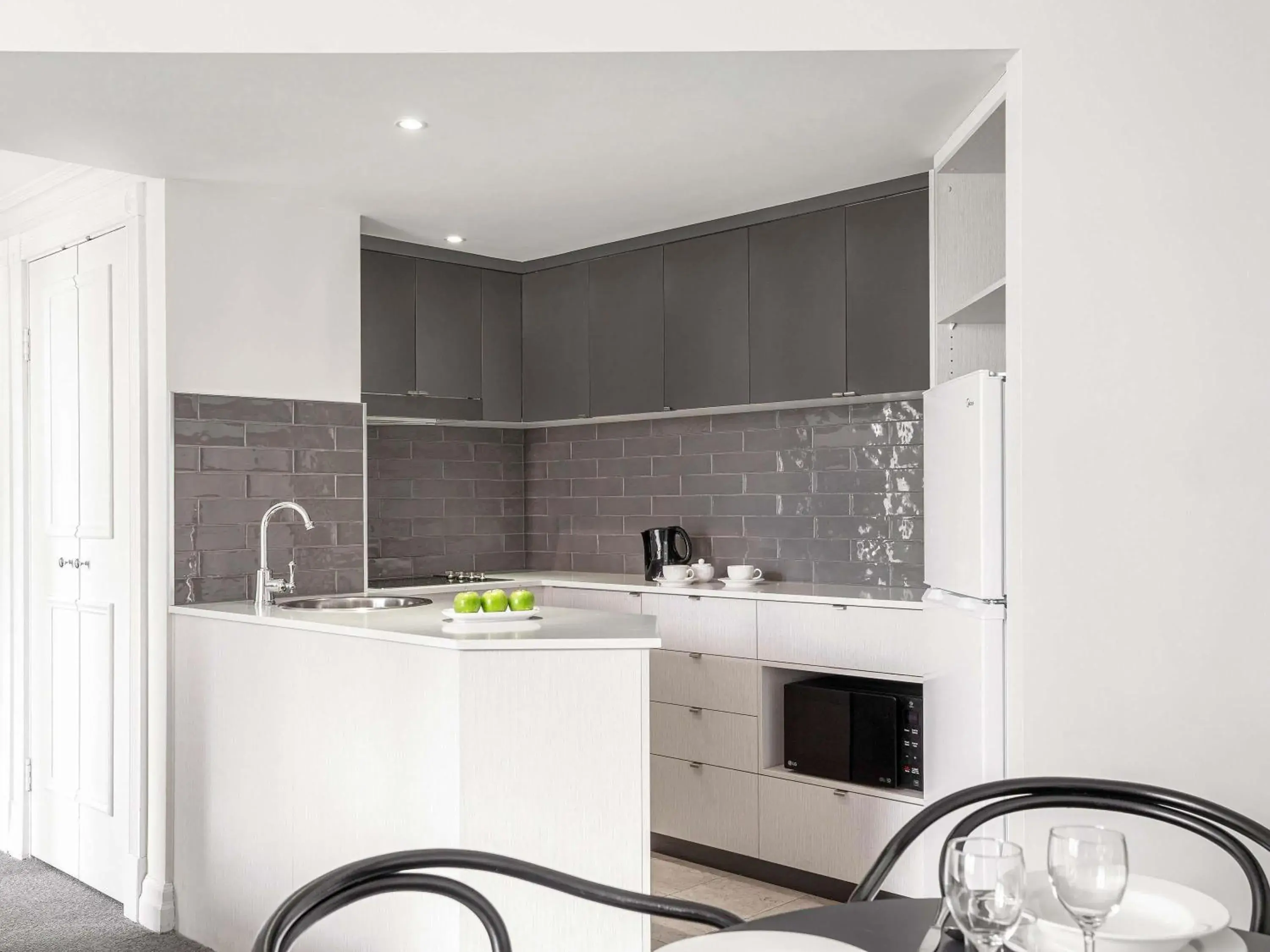 Bedroom in Mantra 2 Bond Street Bedroom in Mantra 2 Bond Street