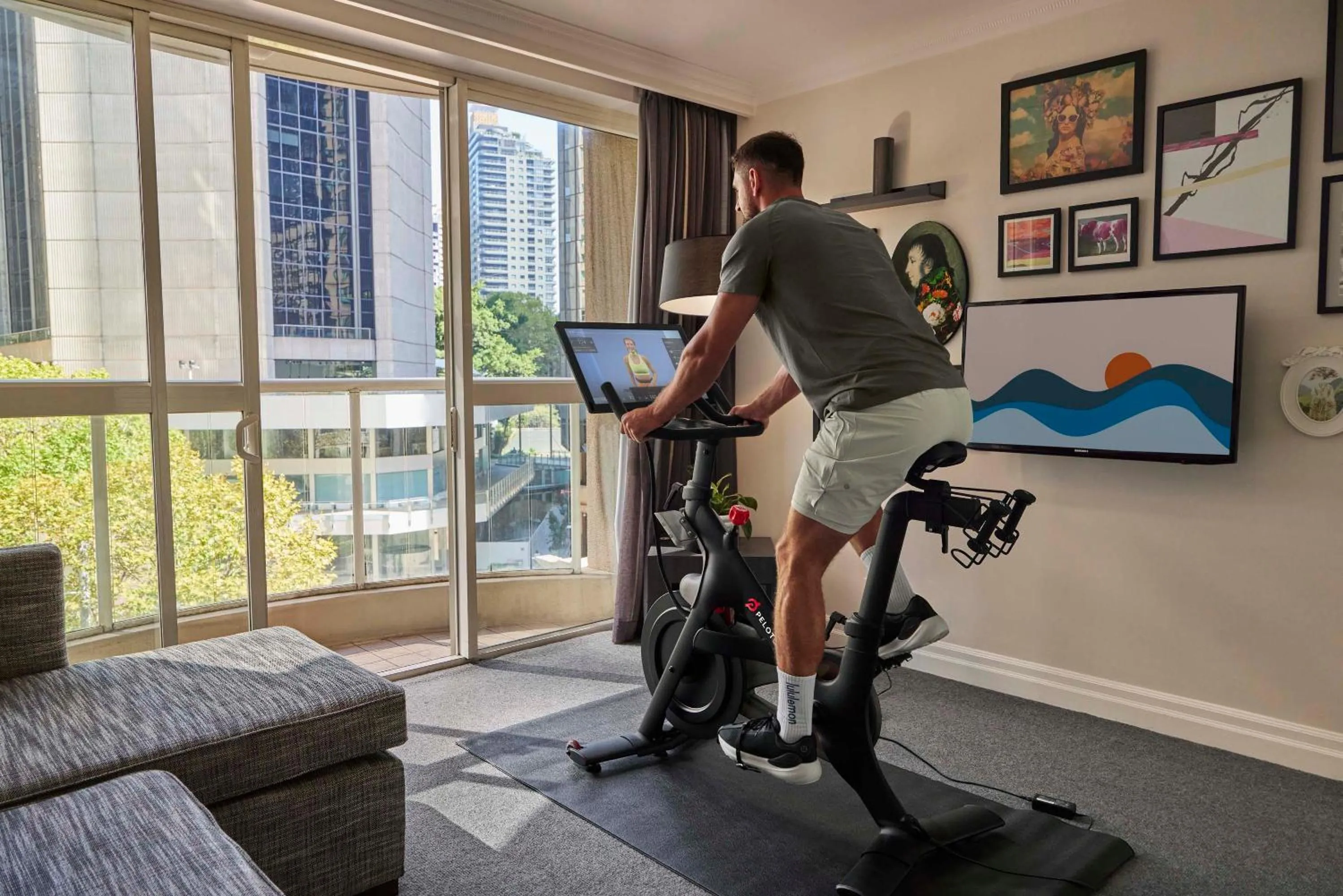 Fitness centre/facilities in Mantra 2 Bond Street