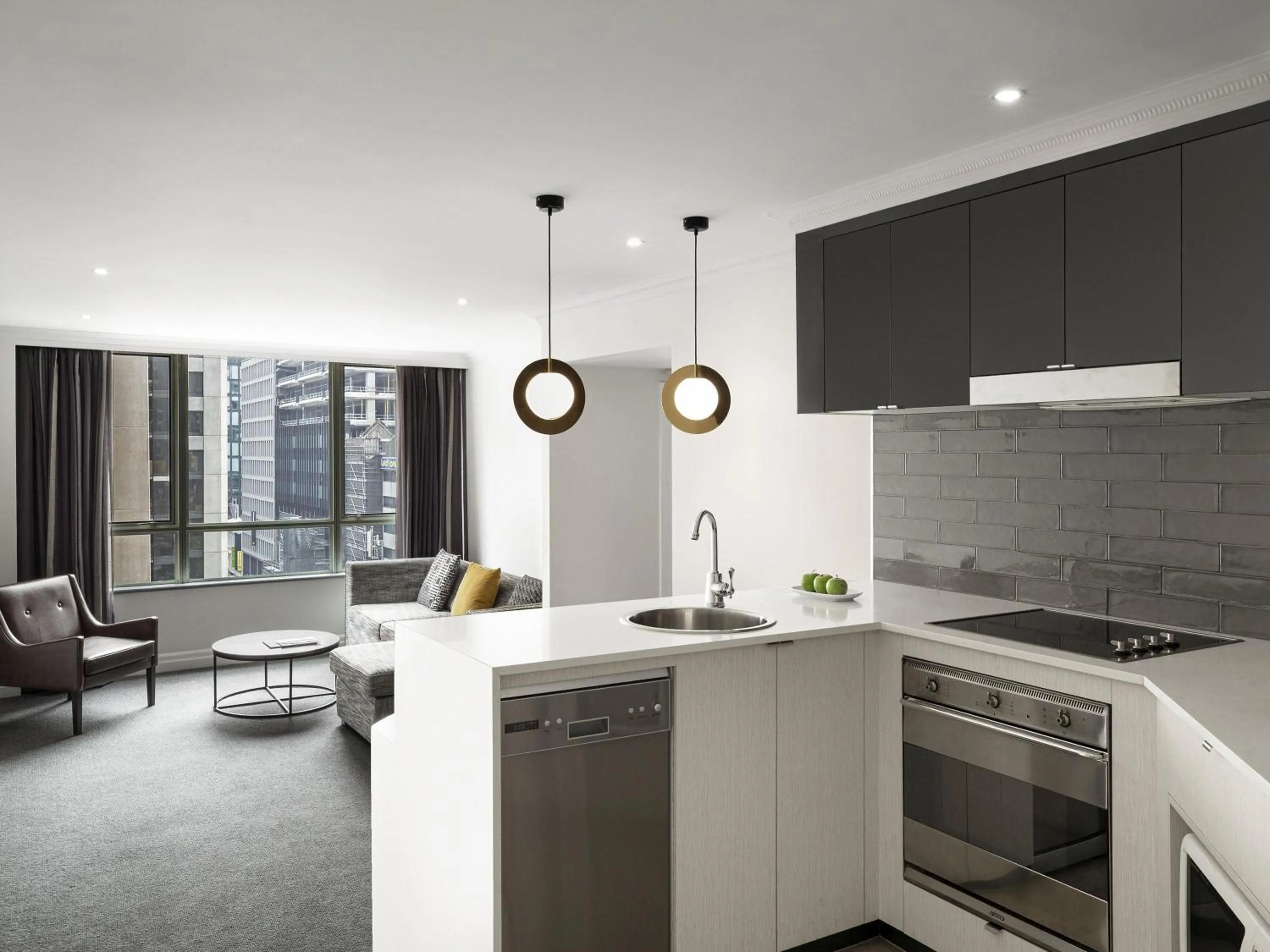 Bedroom in Mantra 2 Bond Street