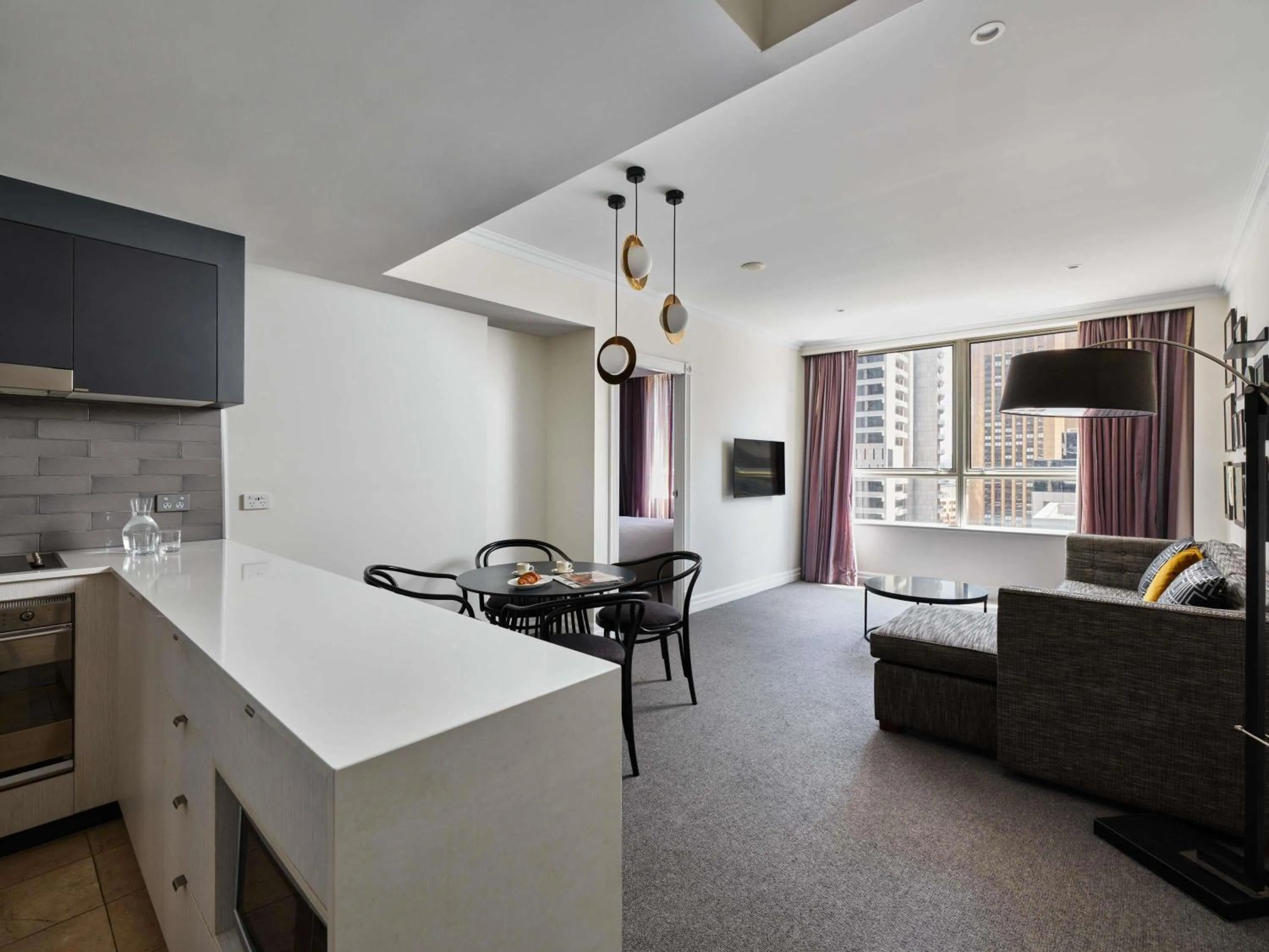 Bedroom in Mantra 2 Bond Street