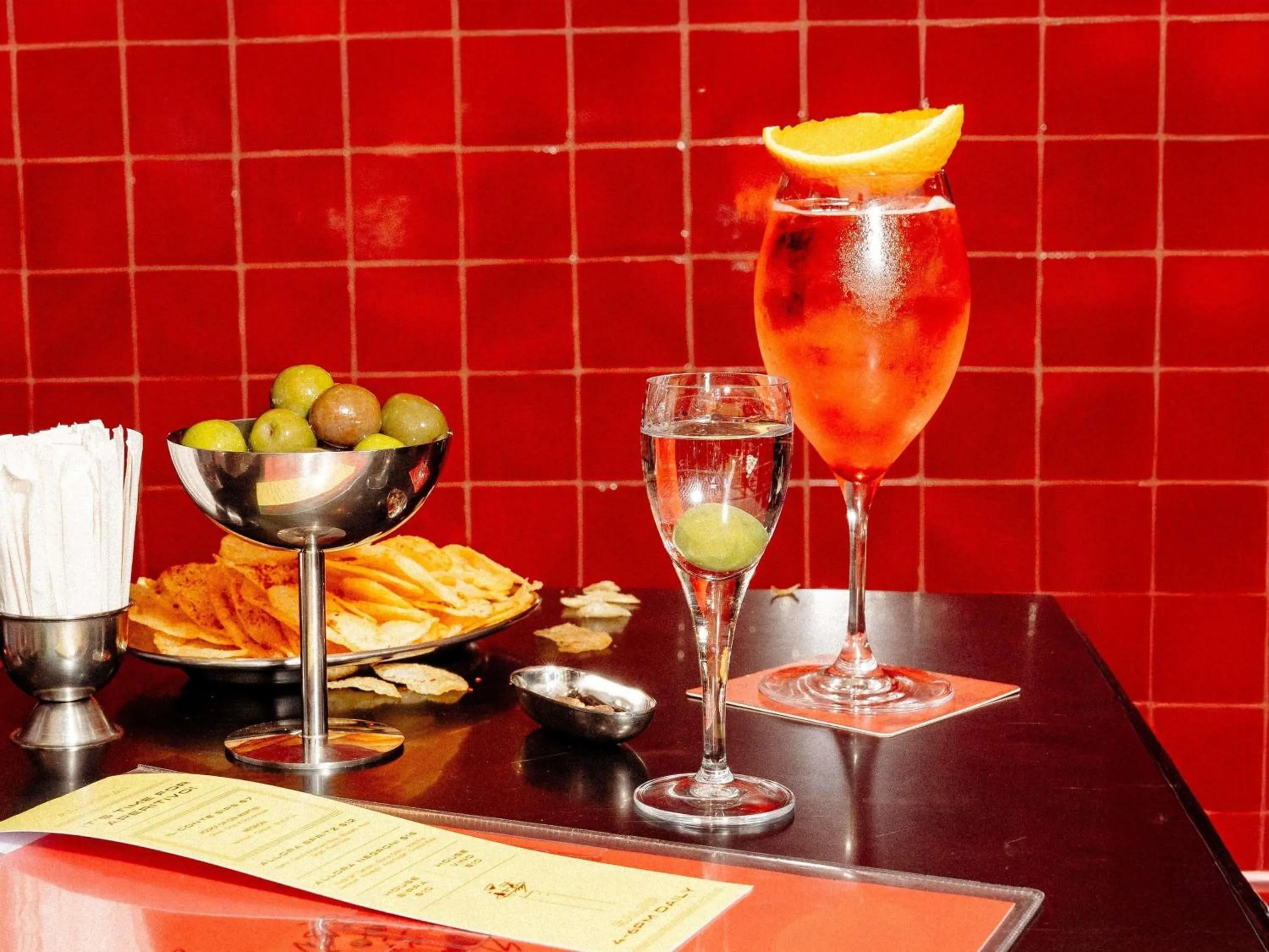 Restaurant/places to eat in Mantra 2 Bond Street