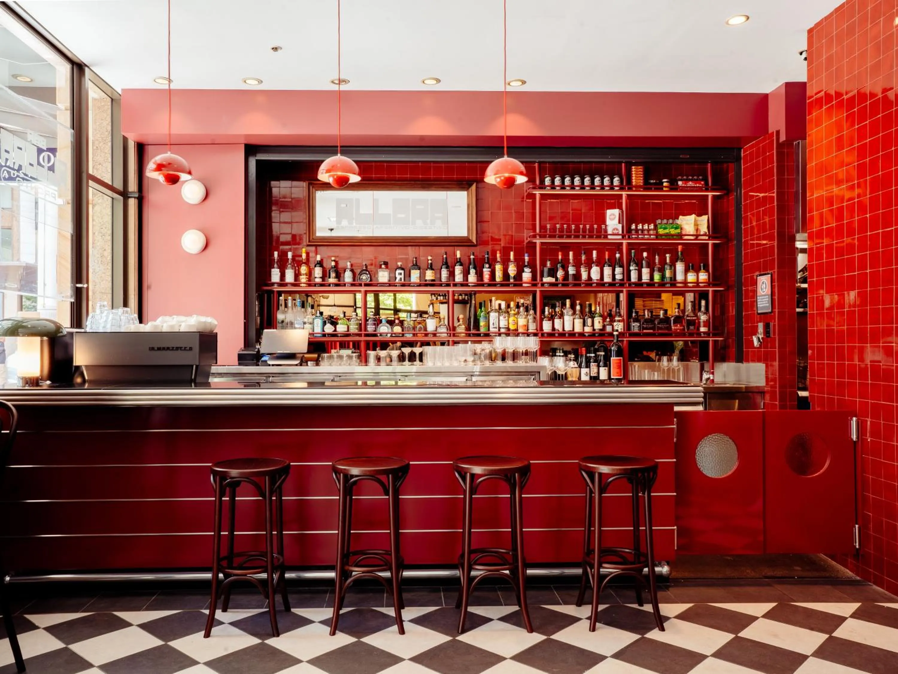 Lounge or bar in Mantra 2 Bond Street