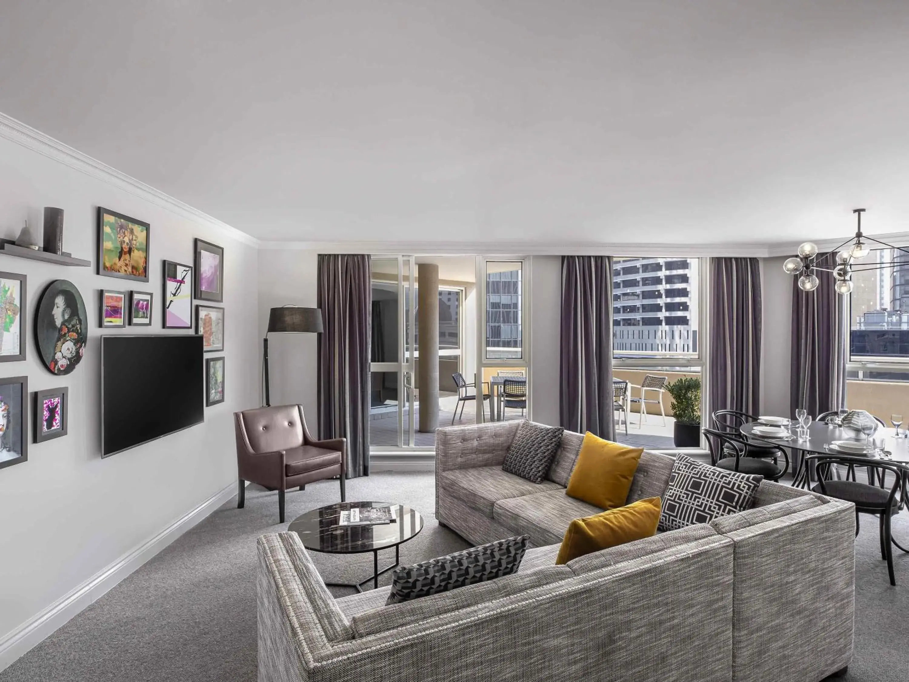 Bedroom in Mantra 2 Bond Street Bedroom in Mantra 2 Bond Street