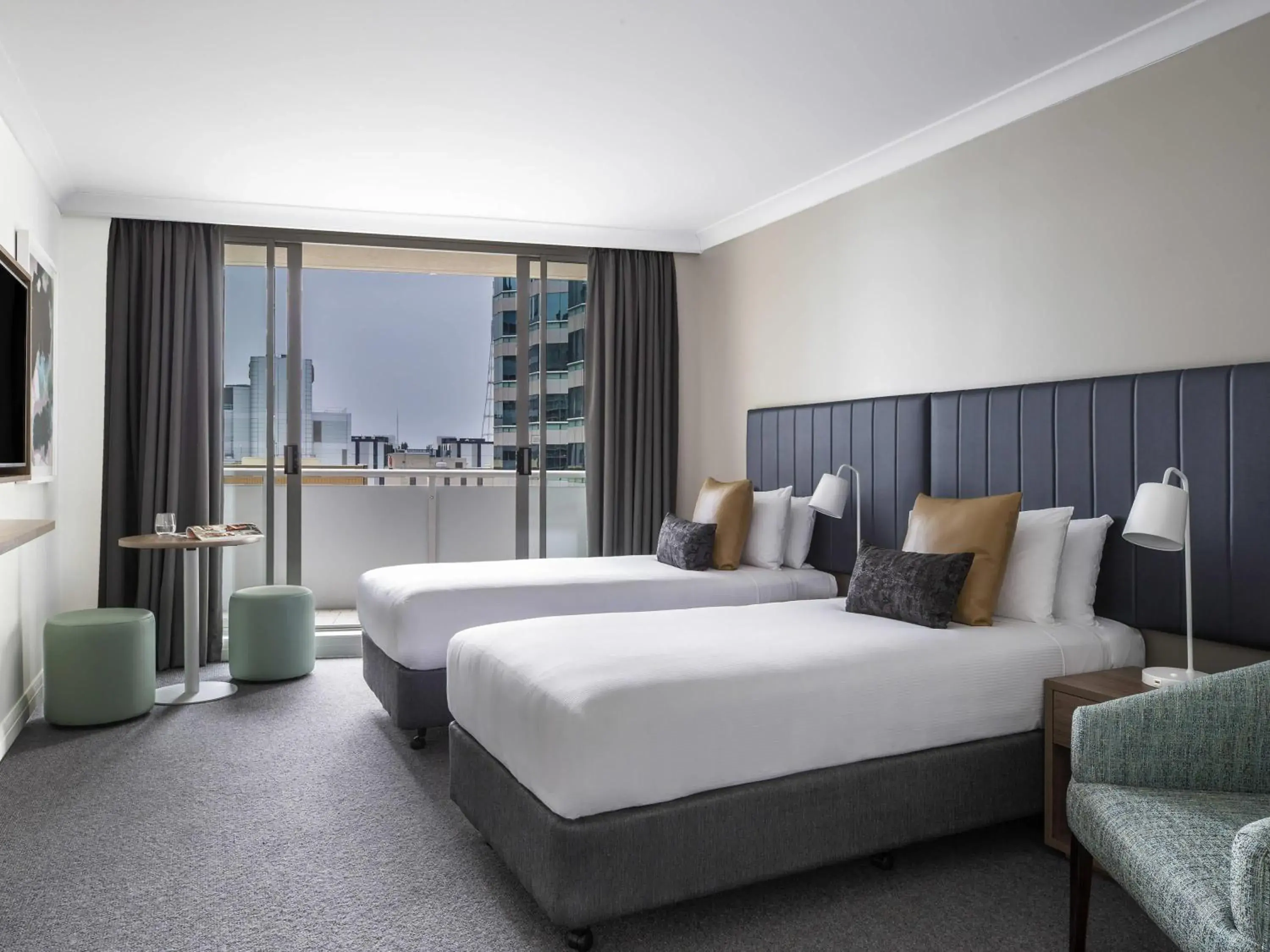 Bedroom, Bed in Mantra Chatswood Bedroom, Bed in Mantra Chatswood