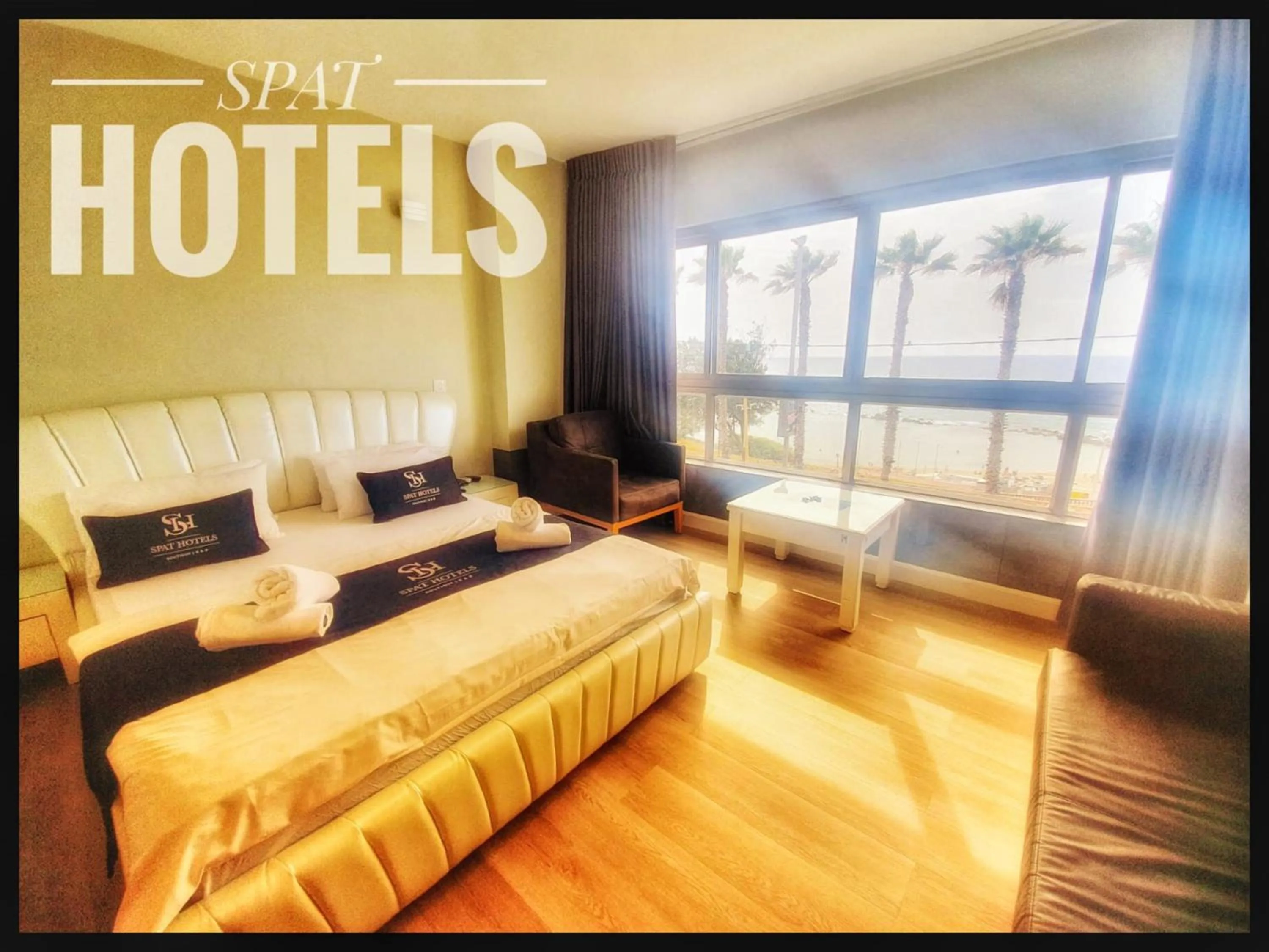 Living room, Bed in Spat Beach