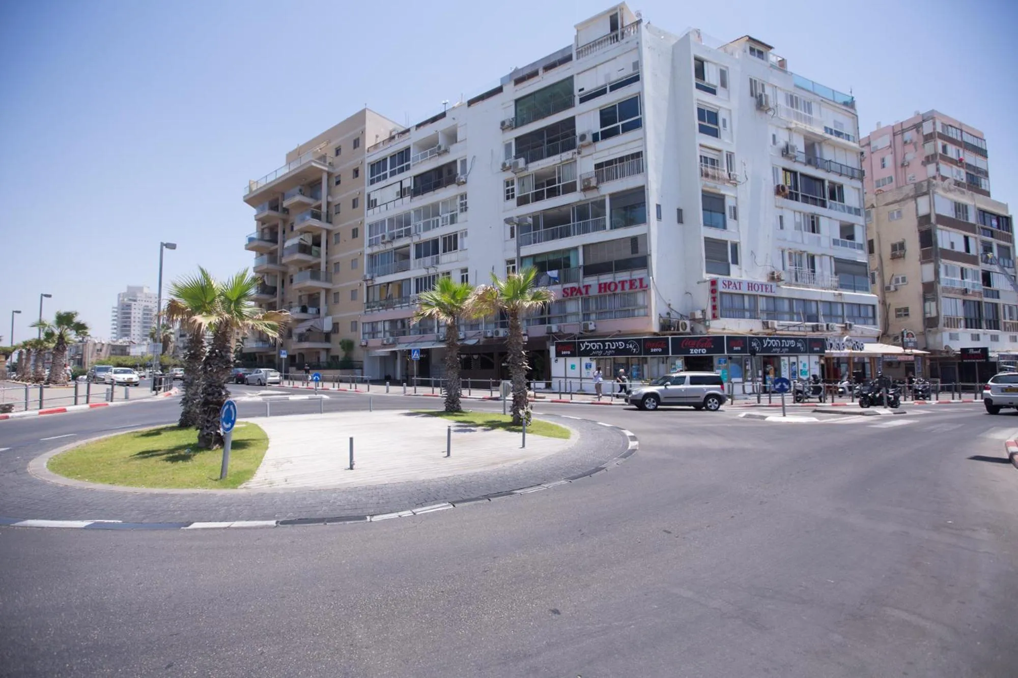 Property building in Spat Beach