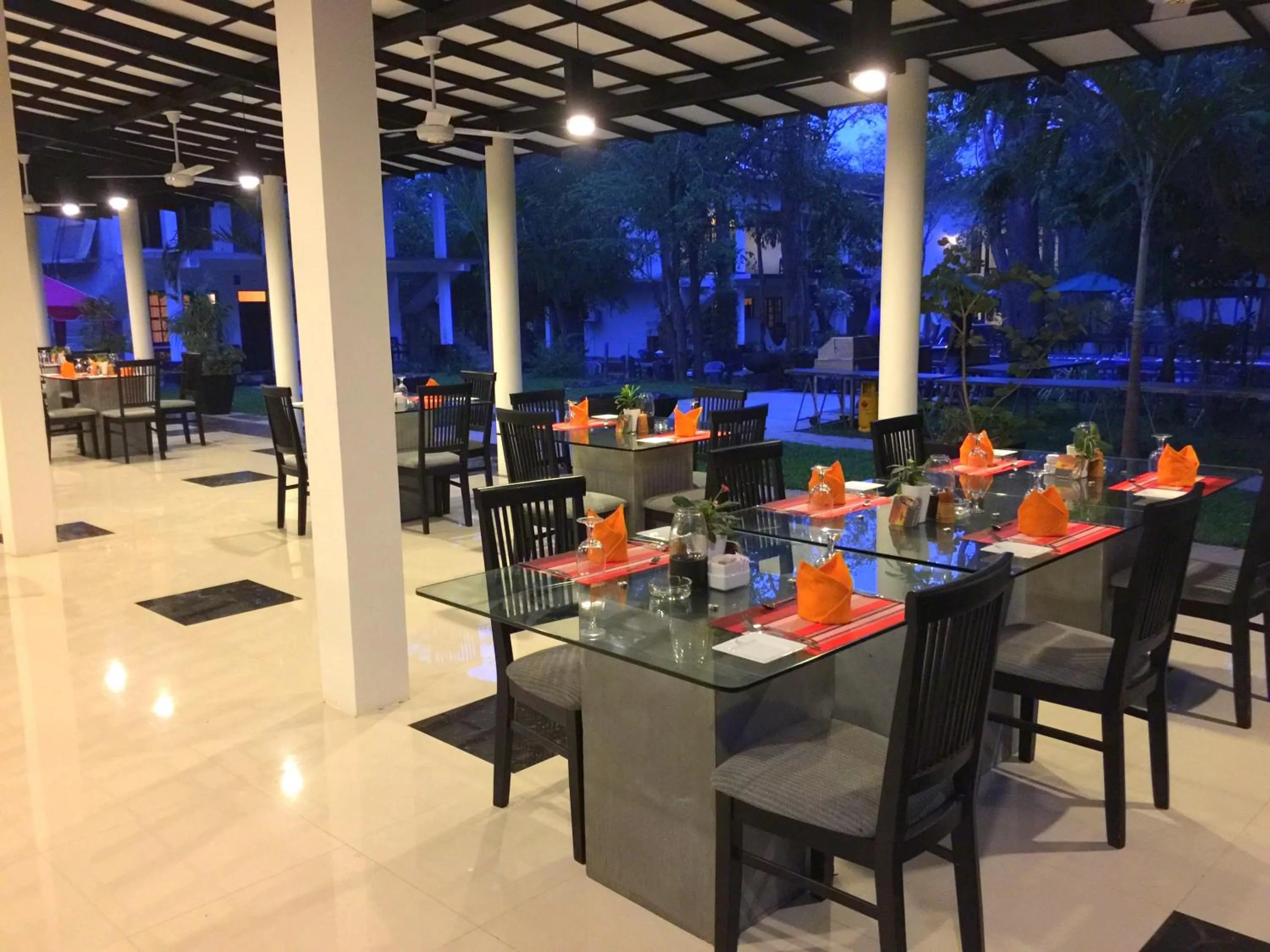 Restaurant/places to eat in Flower Garden Eco Village