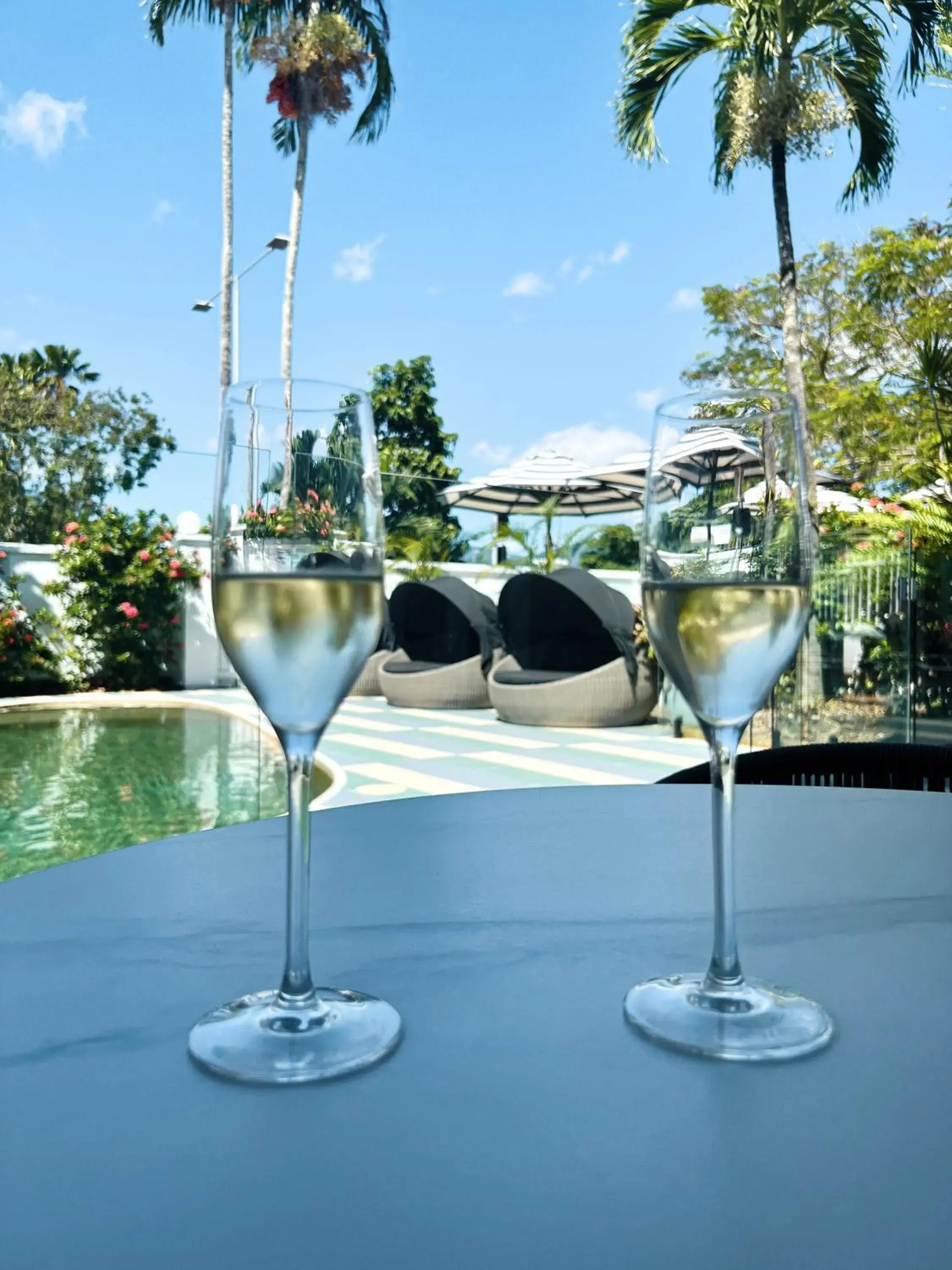 Pool view in Mercure Cairns Pool view in Mercure Cairns