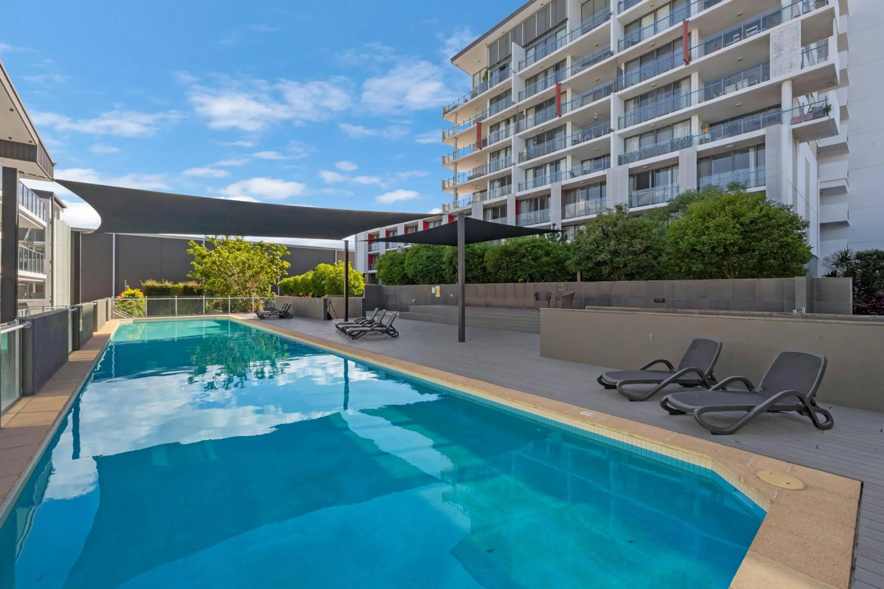 Central Islington Apartments