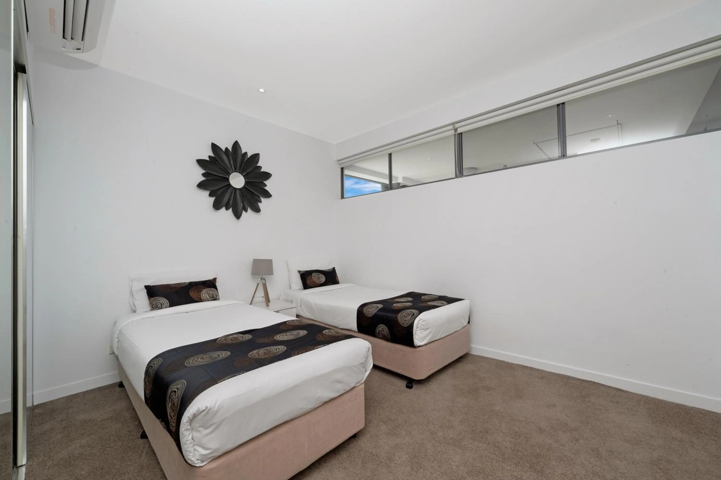 Bed in Central Islington Apartments