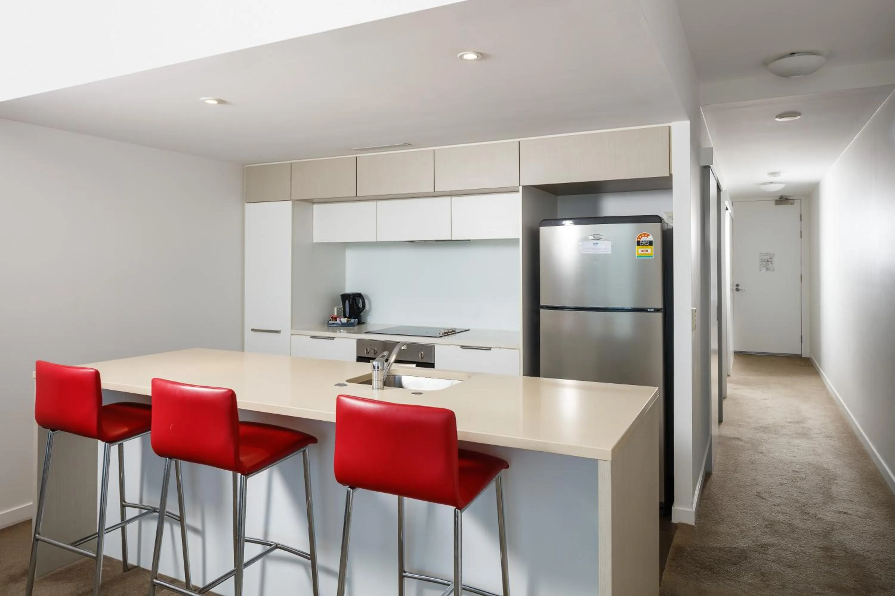 Kitchen or kitchenette in Central Islington Apartments