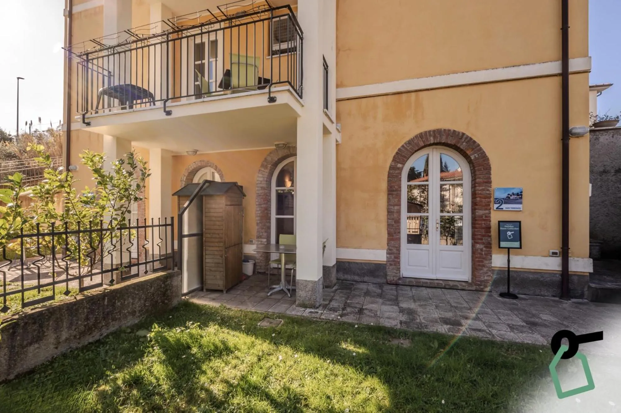 Facade/entrance in HOTIDAY Apartment Collection - Lerici Terrediliguria