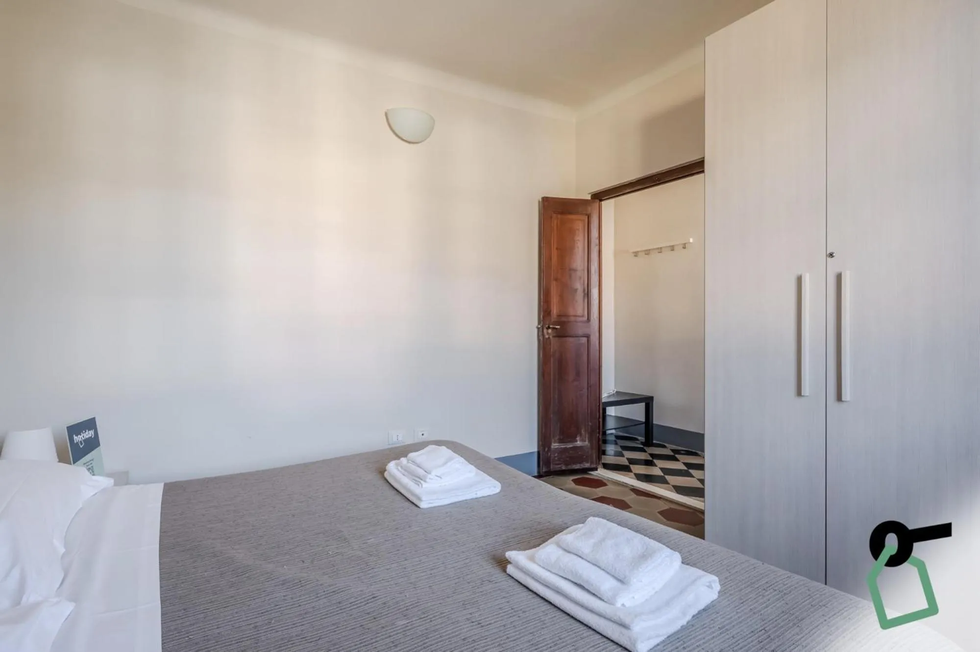 Bedroom, Bed in HOTIDAY Apartment Collection - Lerici Terrediliguria