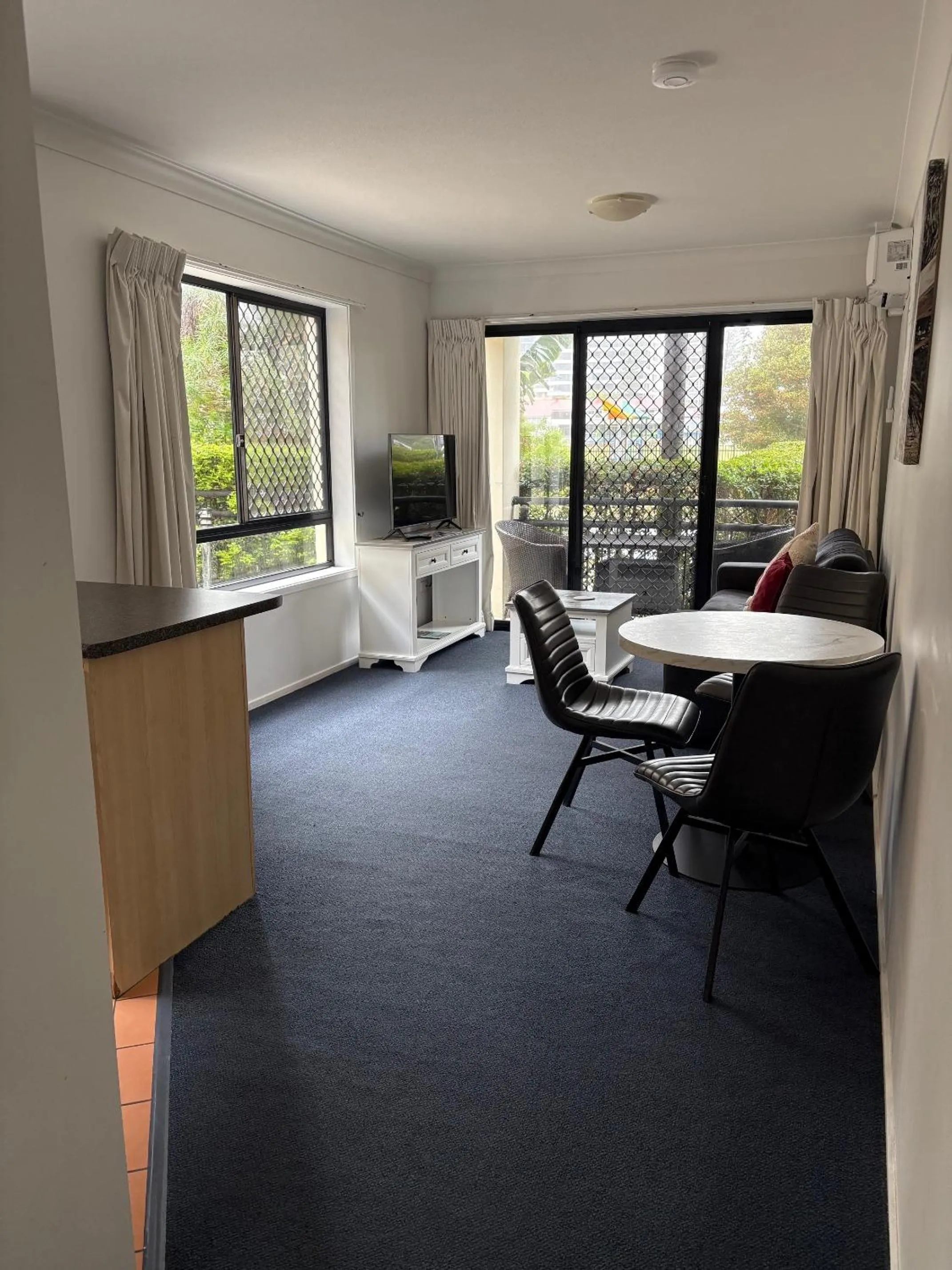 Living room in Island Beach Resort
