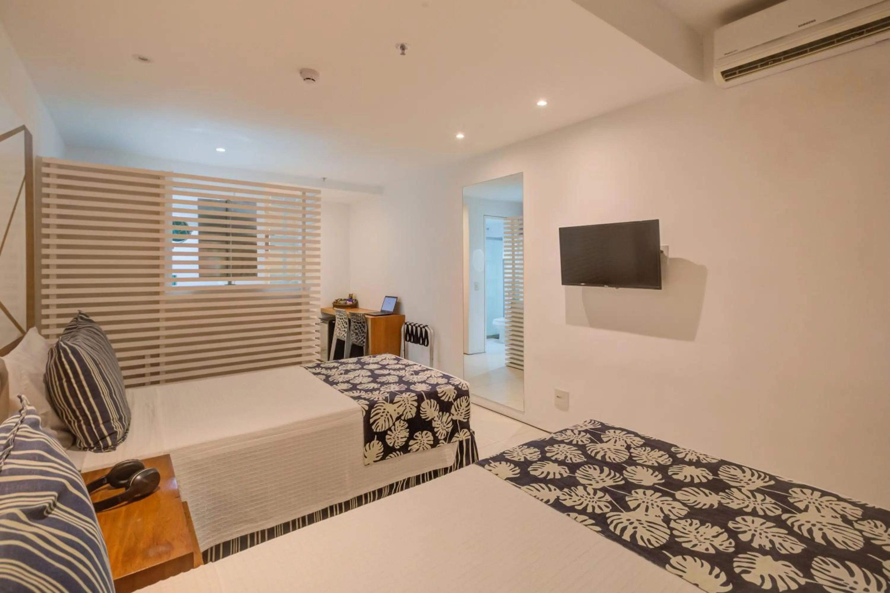 Bed in Rio Design Copacabana Hotel