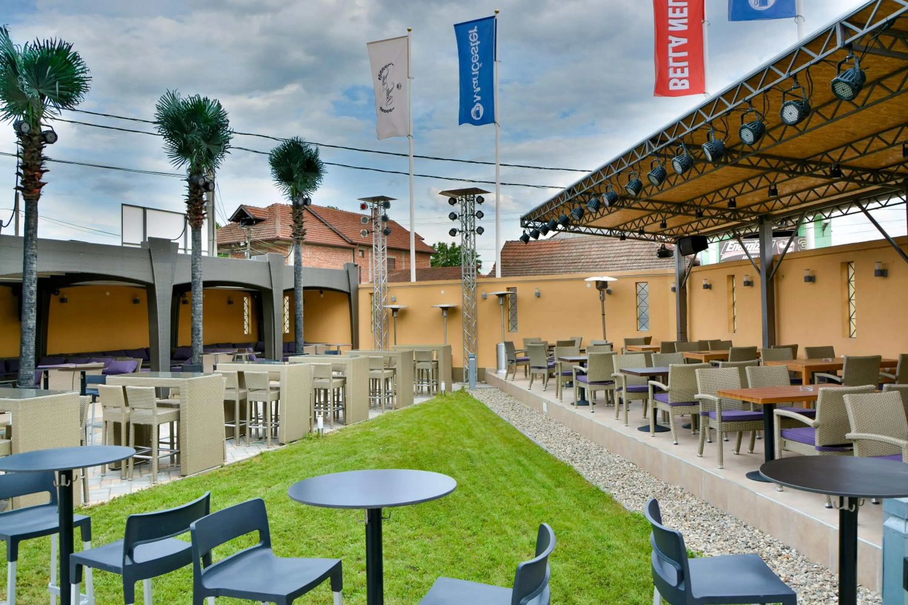 Restaurant/places to eat in Hotel Bella Nella